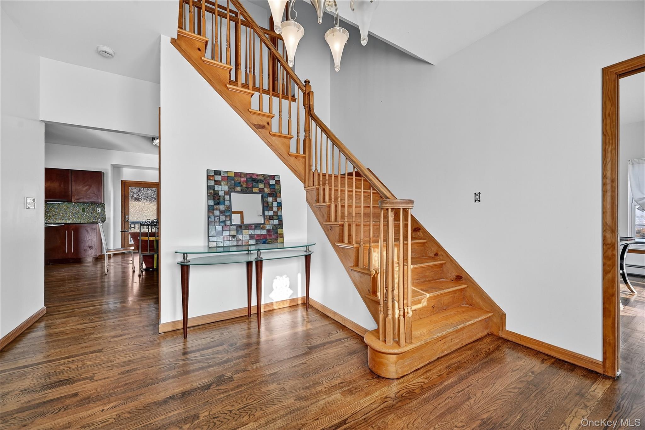 #6 photo, 8 Alloway Crescent, Highland Mills , NY 10930