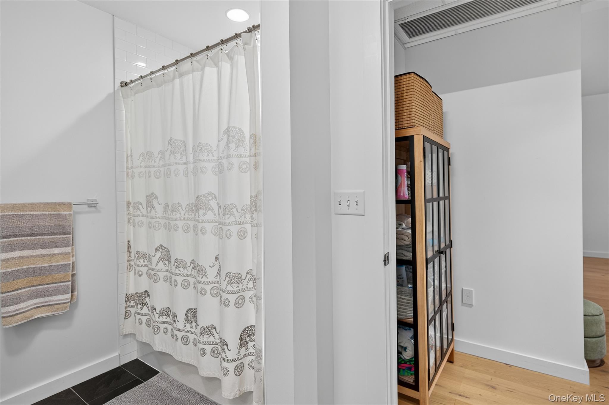 #18 photo, 249 Main Street, Beacon , NY 12508