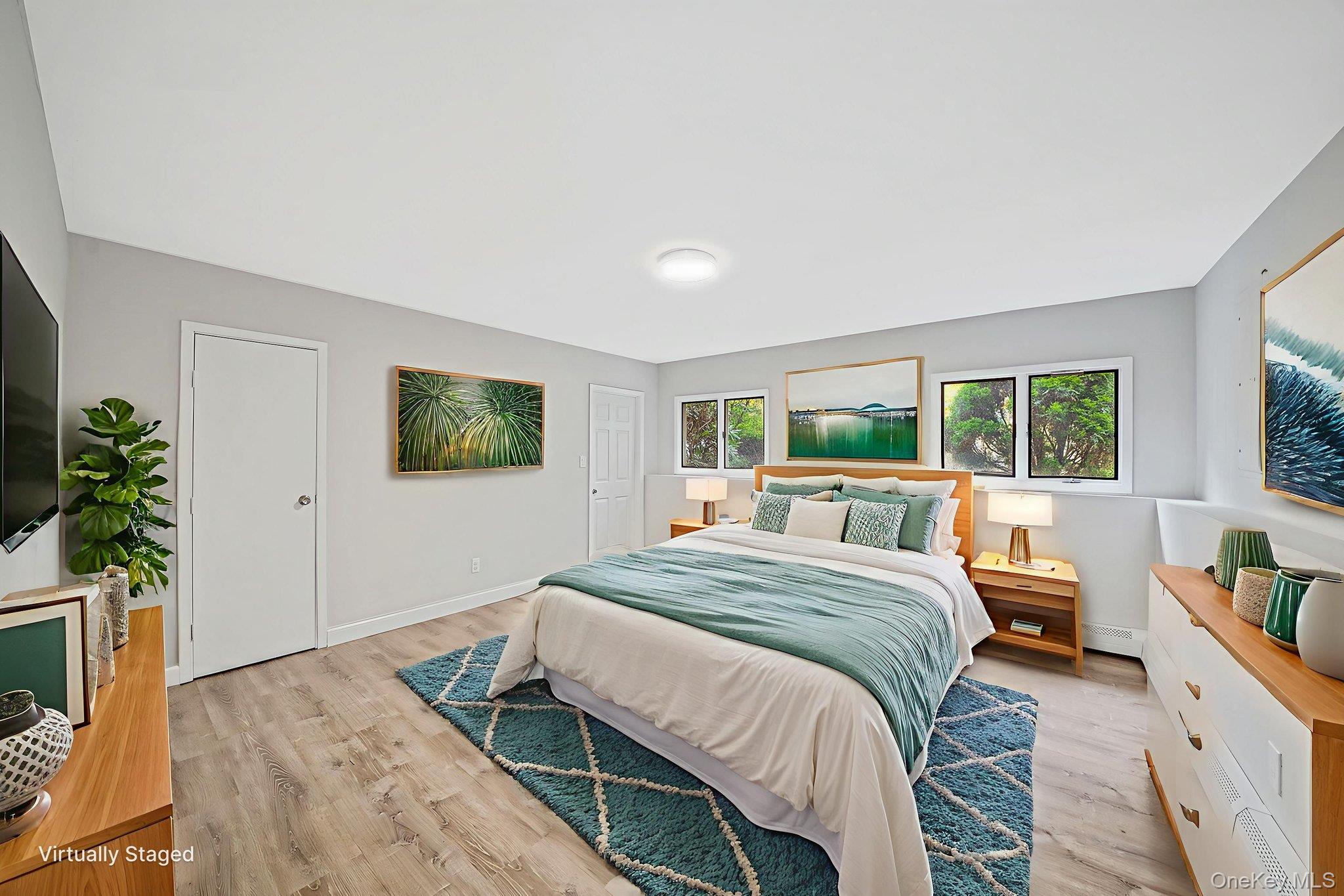 #19 photo, 2074 Motor Parkway, Hauppauge , NY 11749