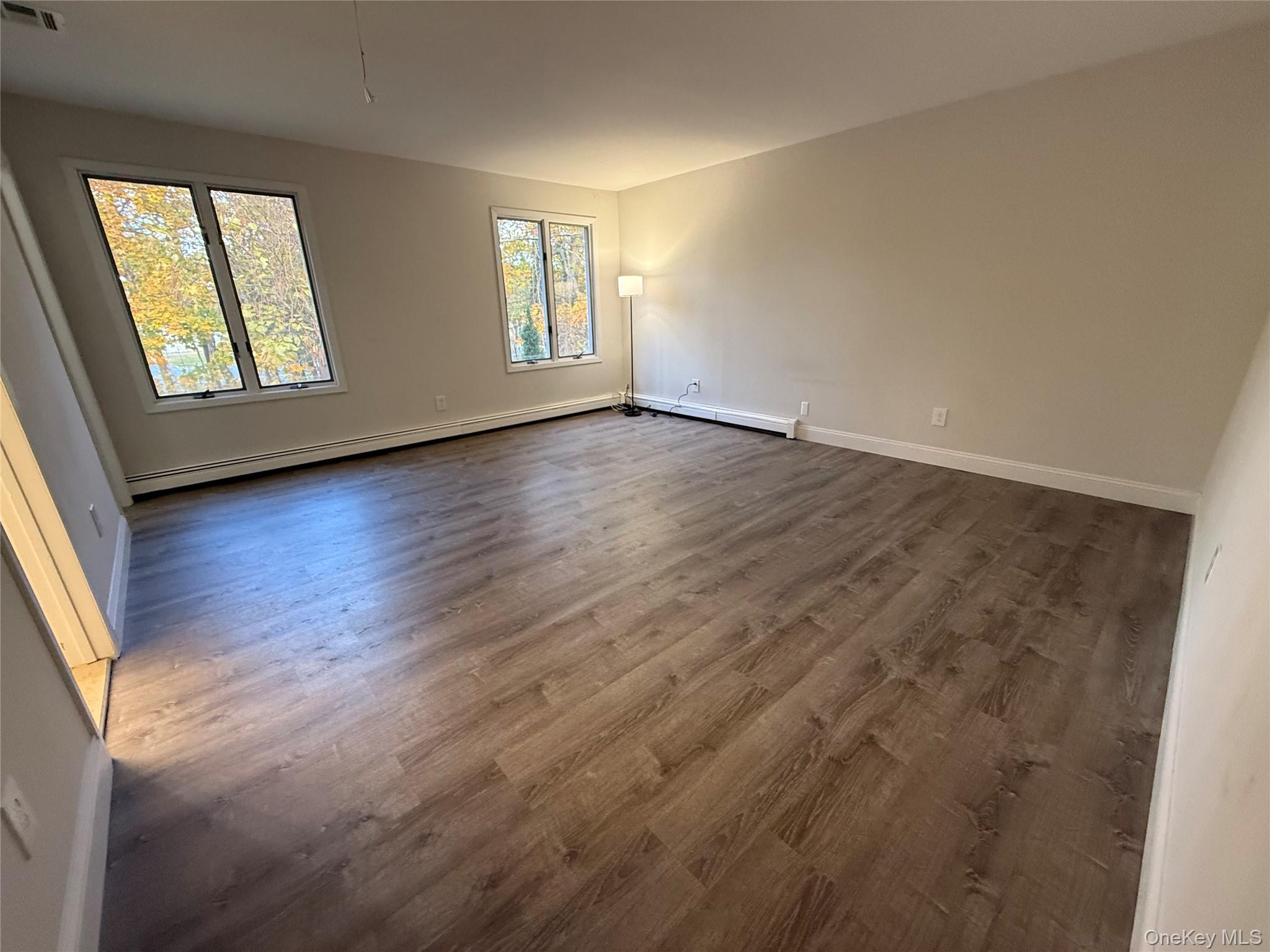 #8 photo, 2074 Motor Parkway, Hauppauge , NY 11749