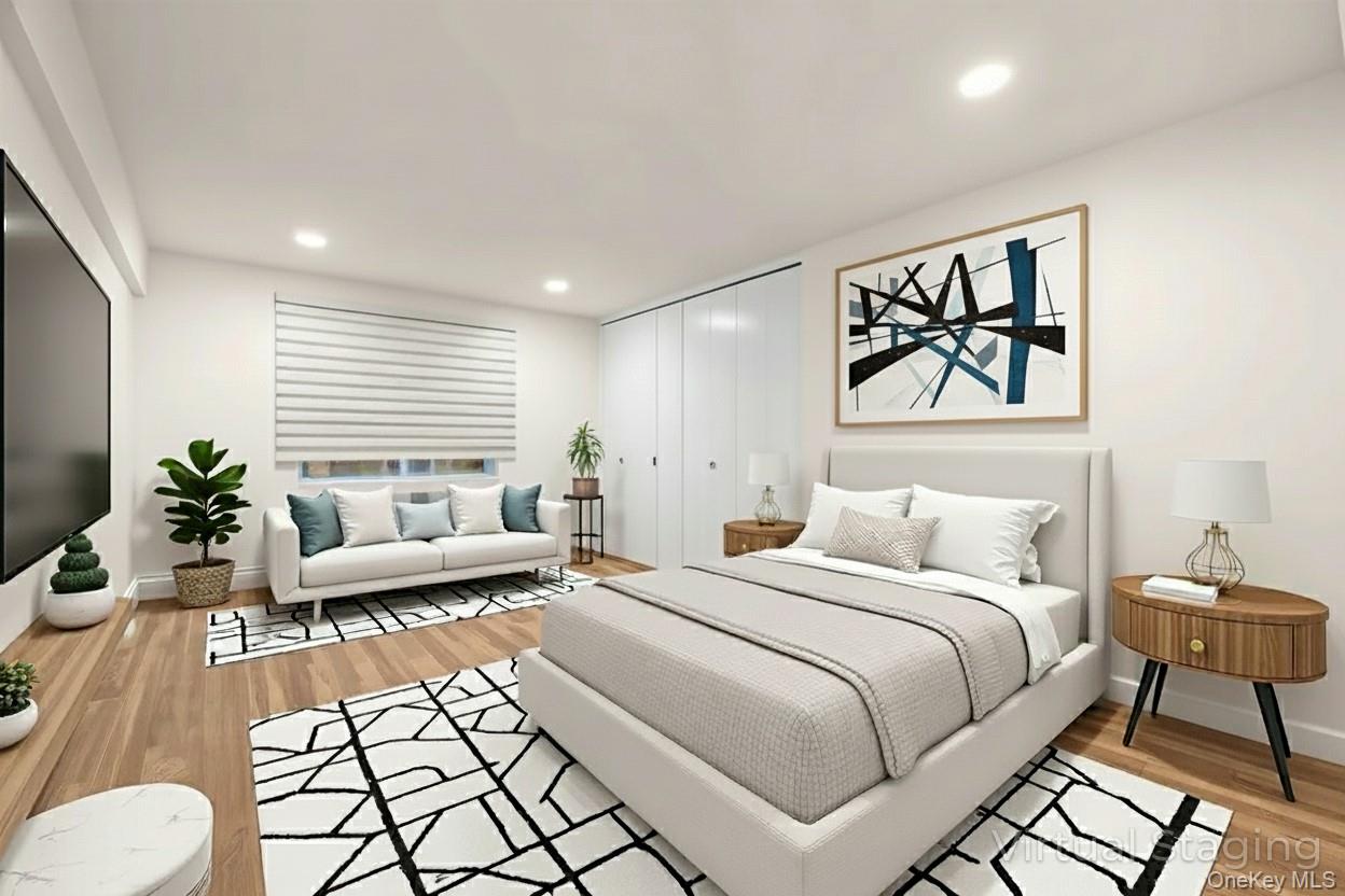 #11 photo, 25 Chapel Place, Great Neck , NY 11021