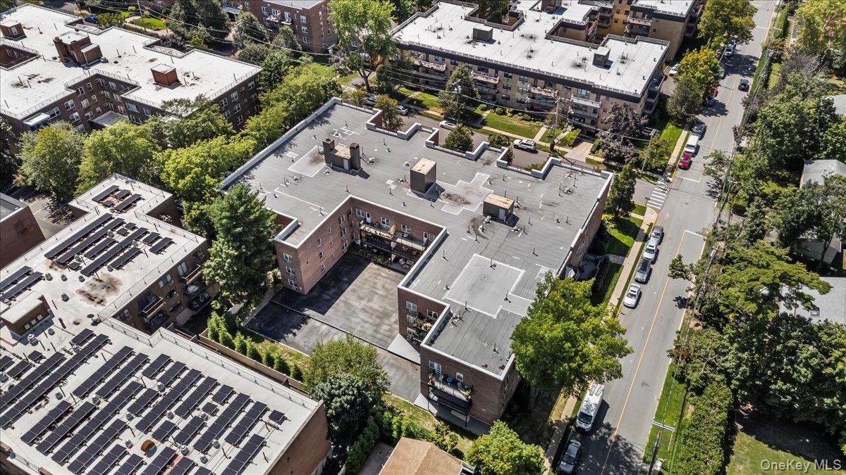 #19 photo, 25 Chapel Place, Great Neck , NY 11021