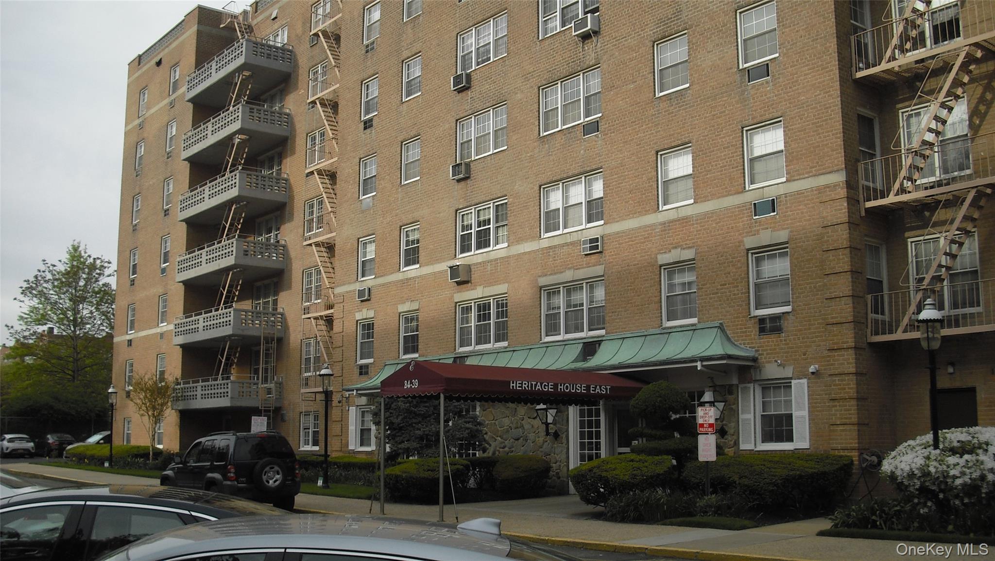 #3 photo, 84-39 153 Ave APT 3A 153 AVE Avenue, Howard Beach , NY 11414