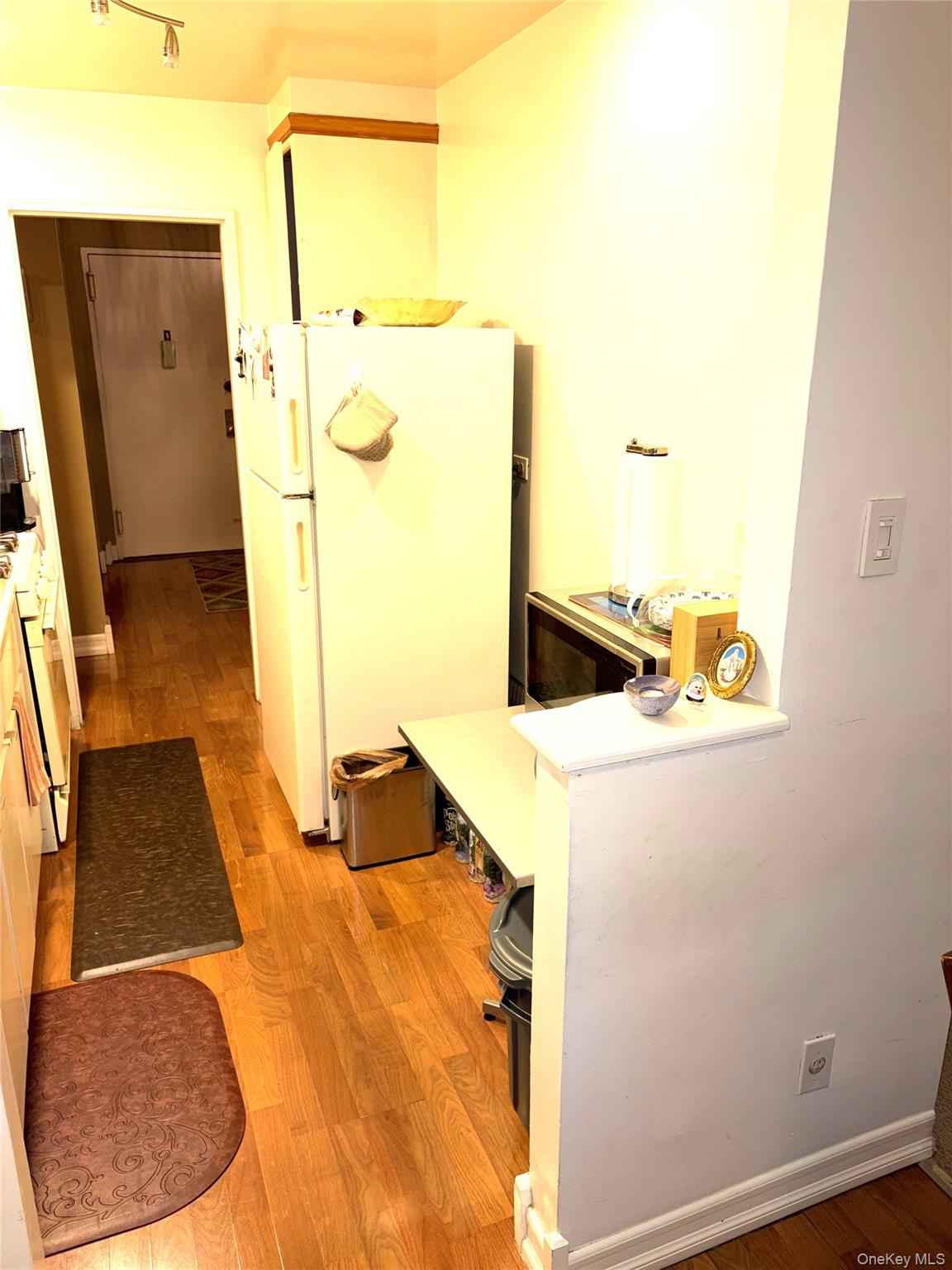 #6 photo, 84-39 153 Ave APT 3A 153 AVE Avenue, Howard Beach , NY 11414