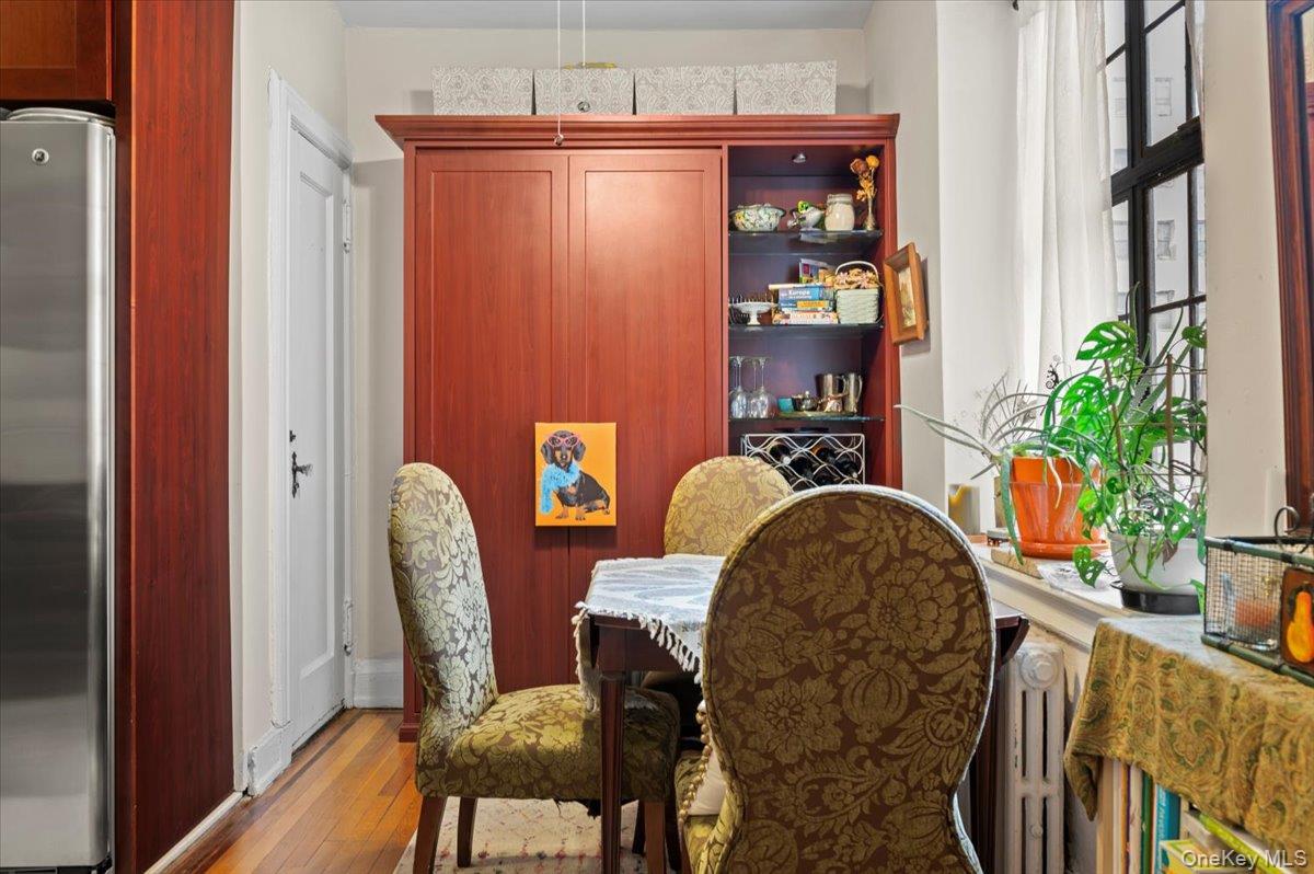 #12 photo, 2 Westchester Ave, White Plains , NY 10601