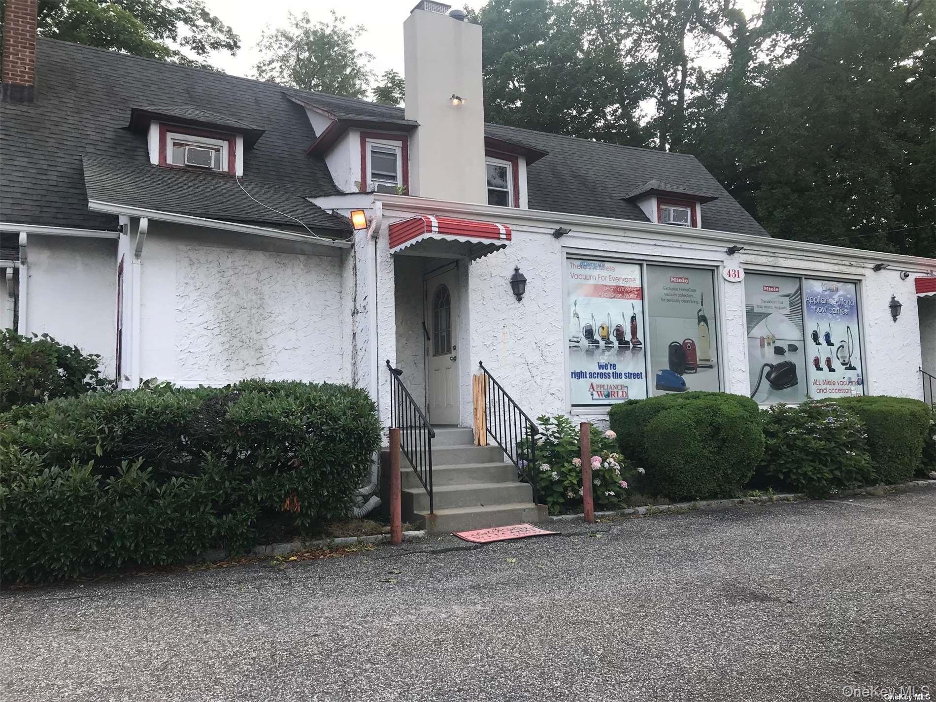 #5 photo, 431 New York Avenue, Huntington , NY 11743