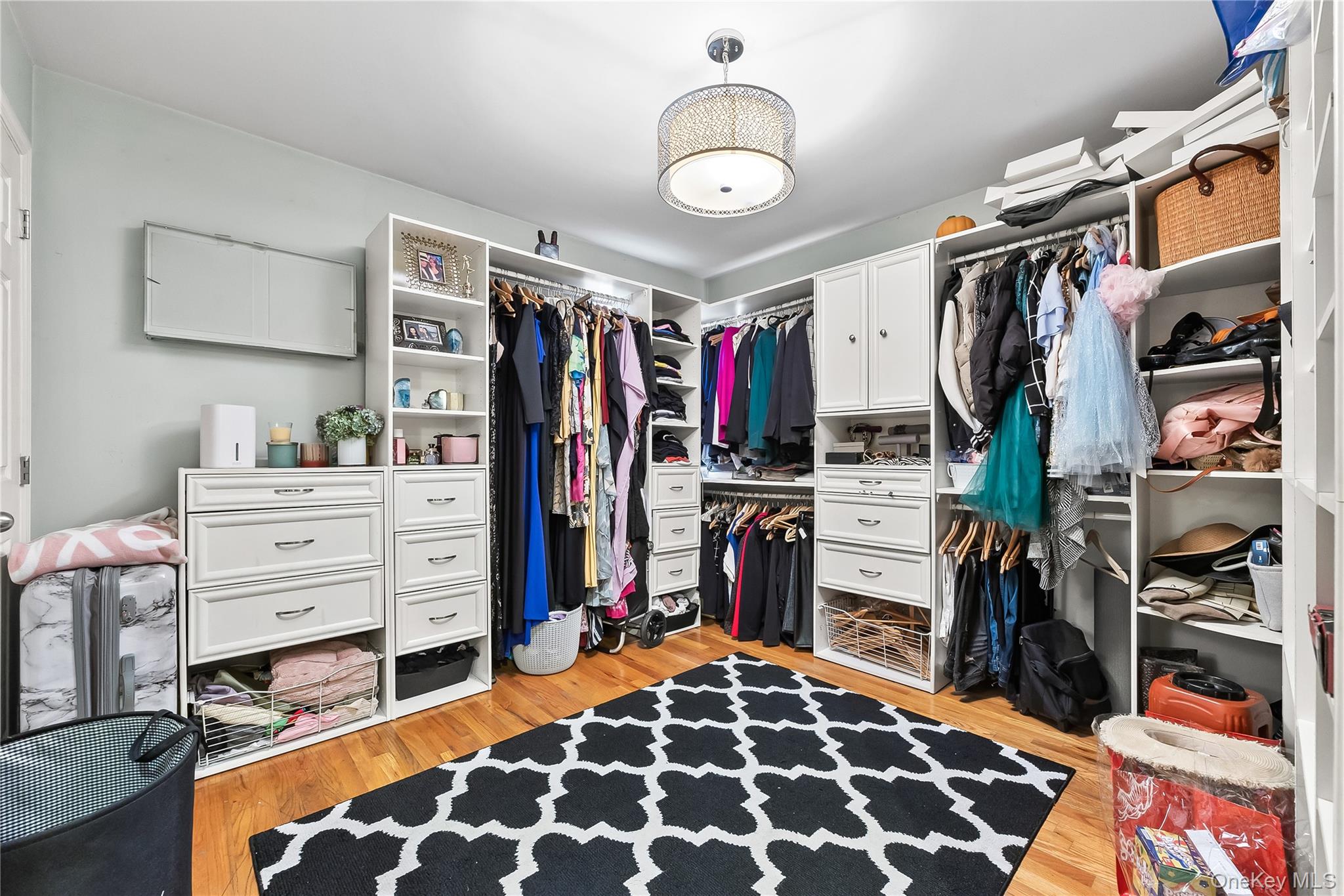 #11 photo, 5118 199th Street, Fresh Meadows , NY 11365