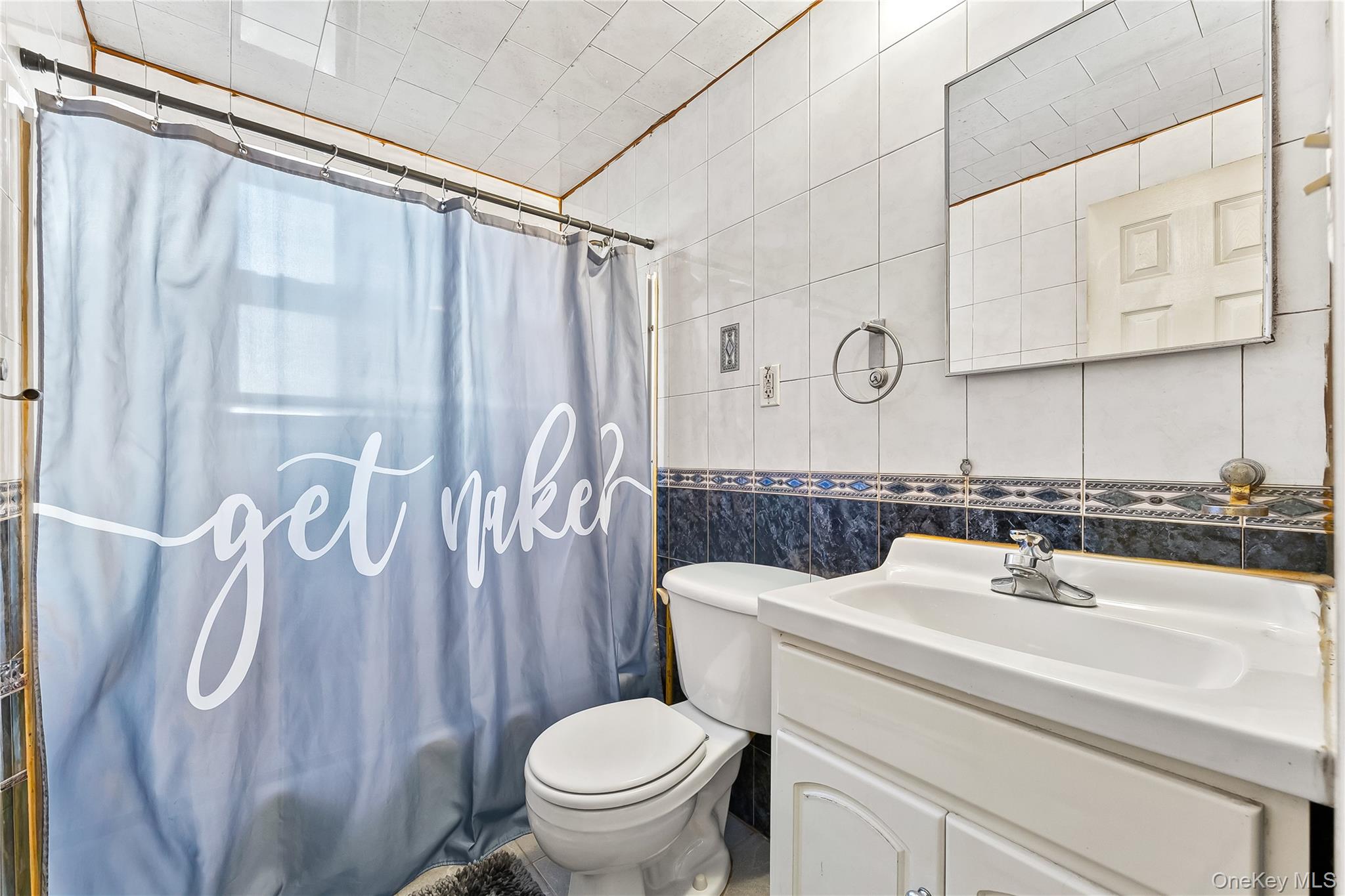 #13 photo, 5118 199th Street, Fresh Meadows , NY 11365