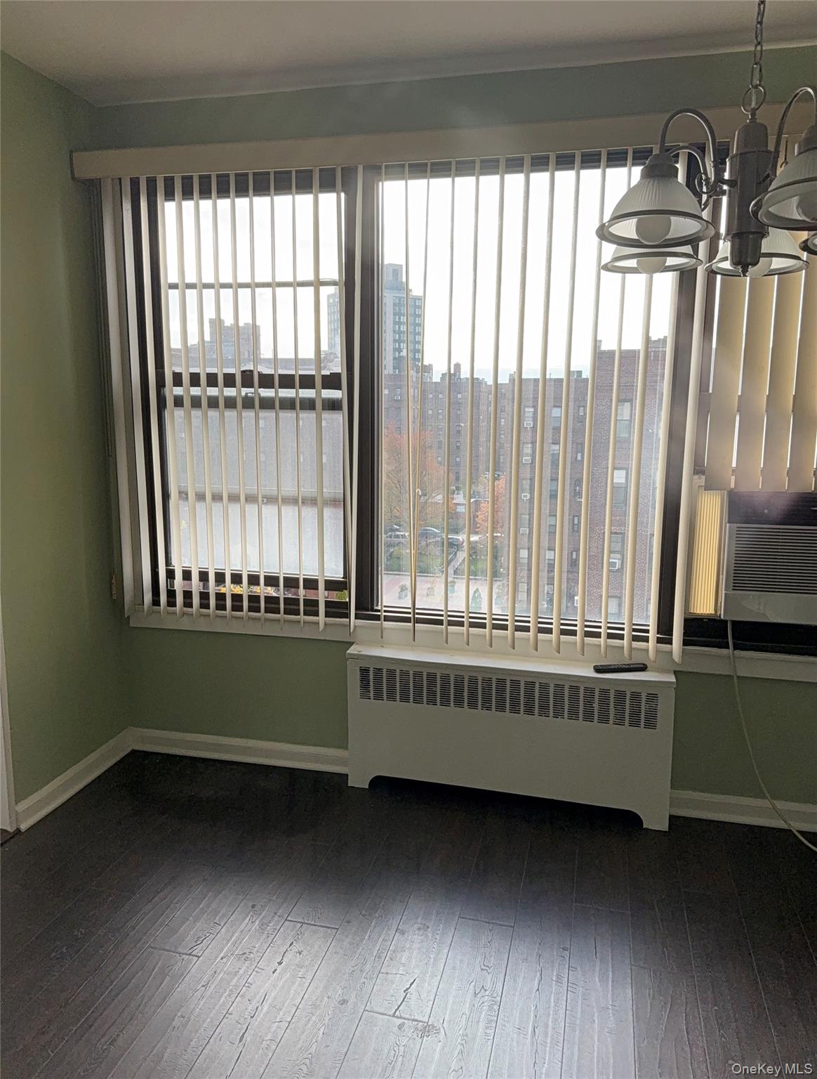 #3 photo, 98-25 64th Road, Rego Park , NY 11374