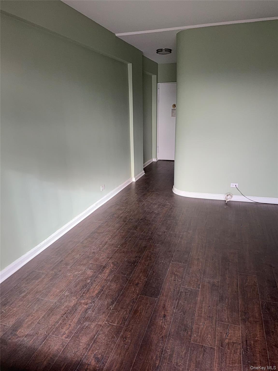 #7 photo, 98-25 64th Road, Rego Park , NY 11374