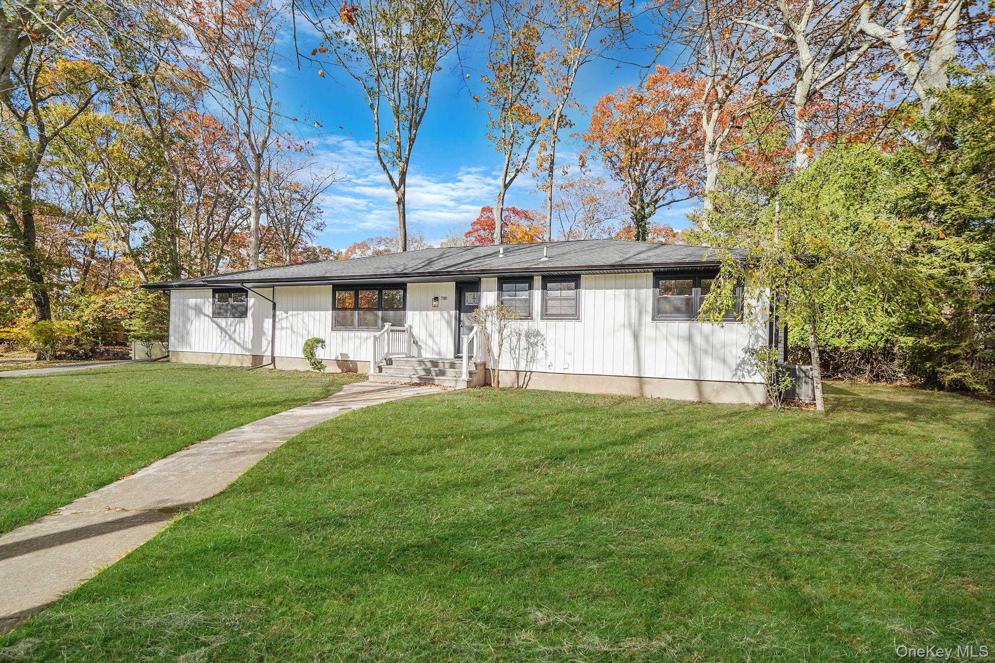 #2 photo, 780 Westview Drive, Mattituck , NY 11952