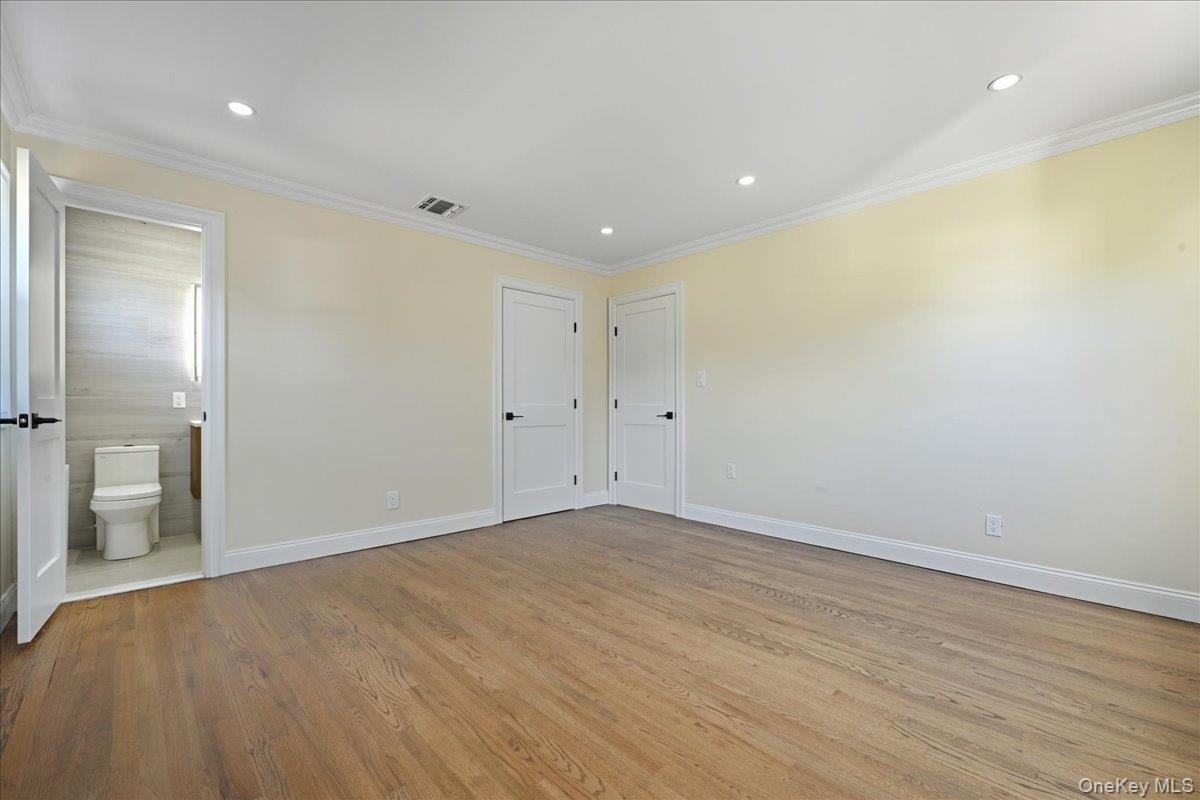 #12 photo, 3715 Regent lane, Wantagh , NY 11793