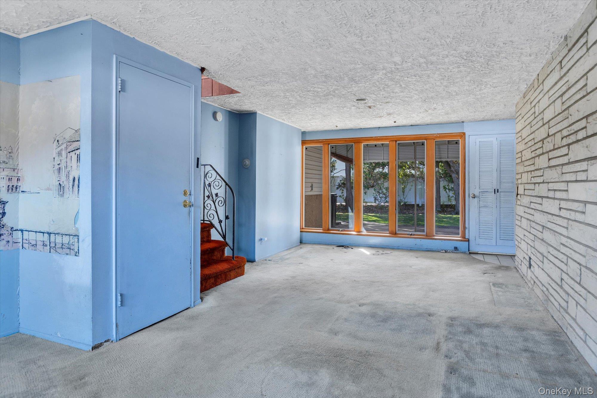 #11 photo, 59 Lourae Drive, Massapequa Park , NY 11762