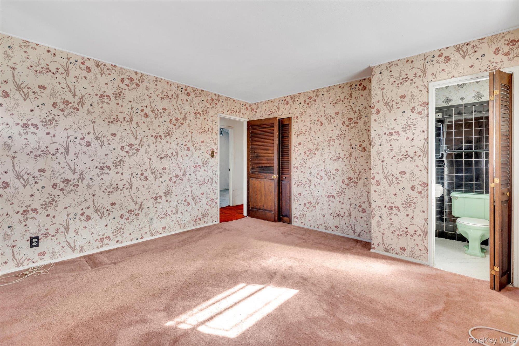 #15 photo, 59 Lourae Drive, Massapequa Park , NY 11762