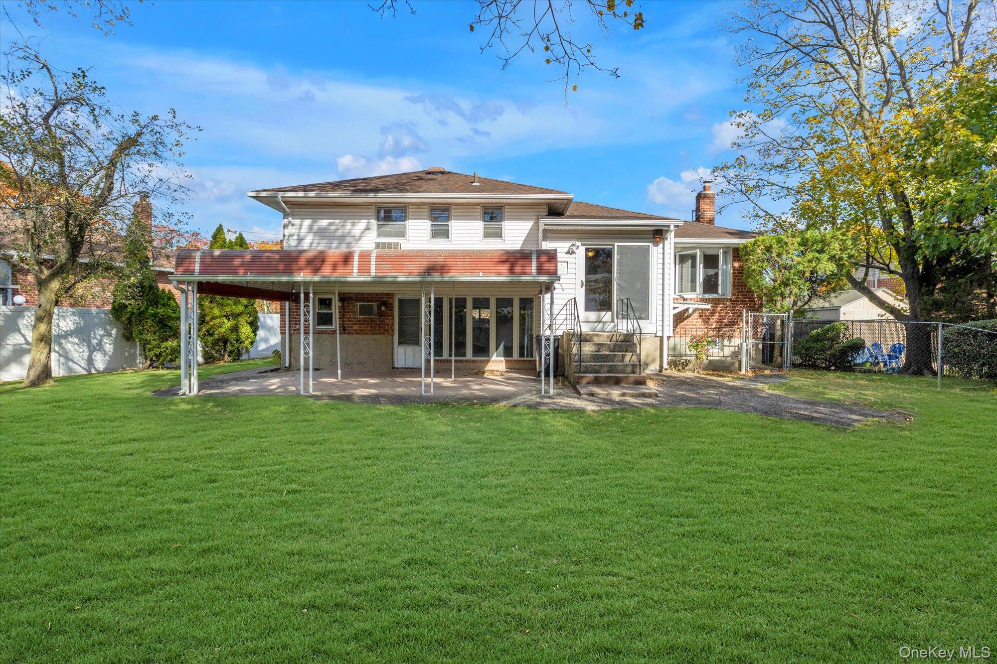 #18 photo, 59 Lourae Drive, Massapequa Park , NY 11762