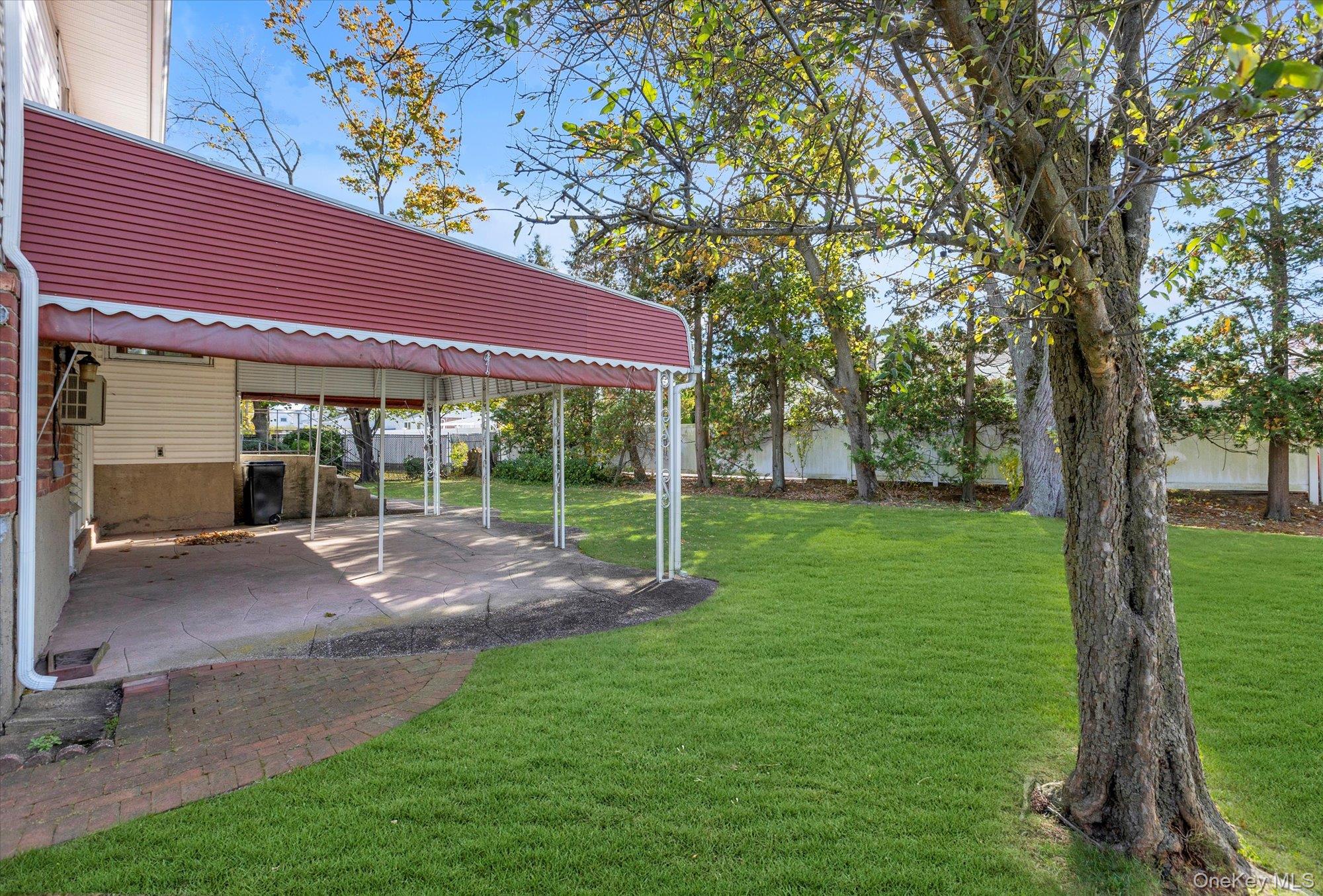 #19 photo, 59 Lourae Drive, Massapequa Park , NY 11762