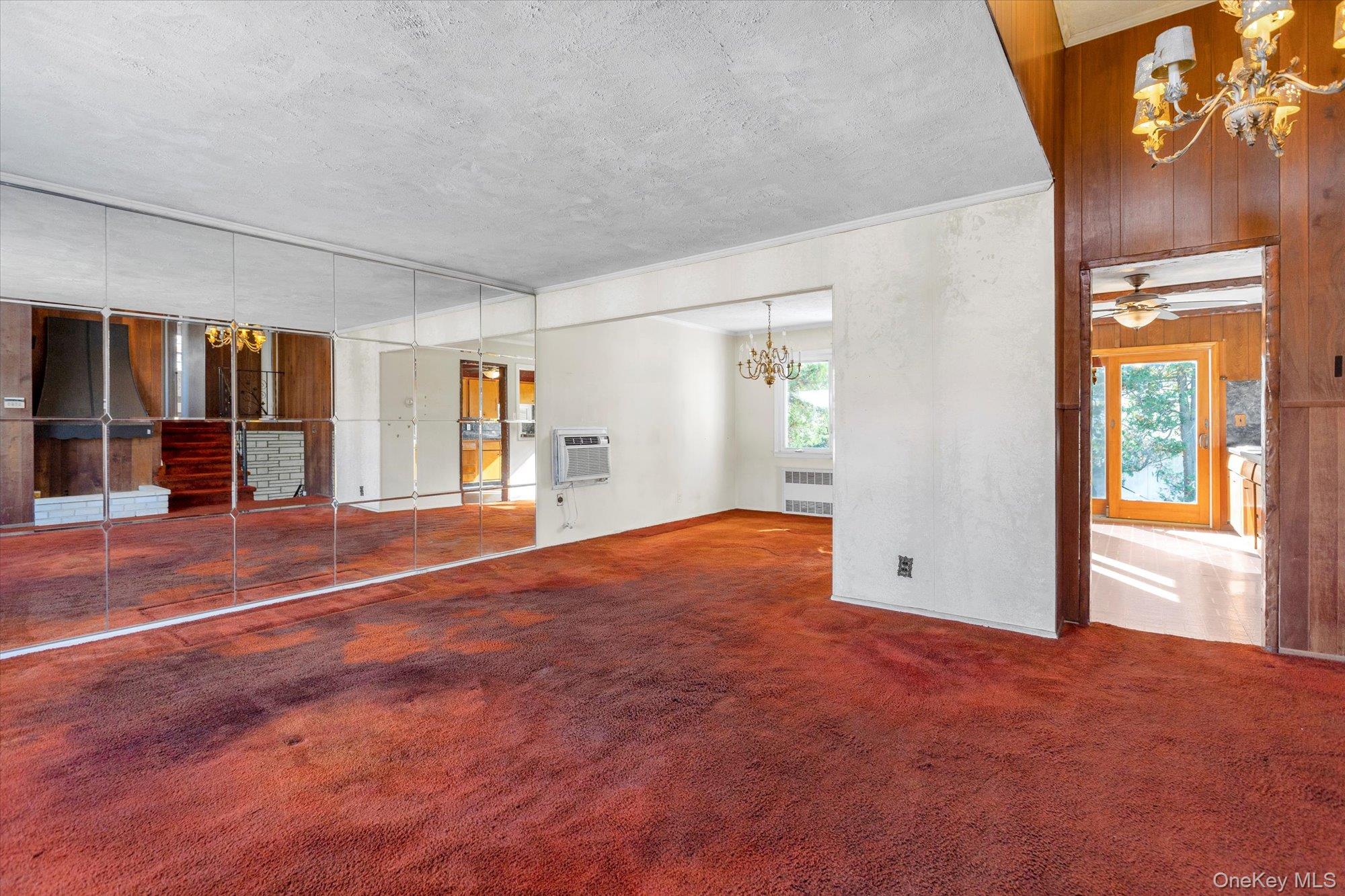 #4 photo, 59 Lourae Drive, Massapequa Park , NY 11762