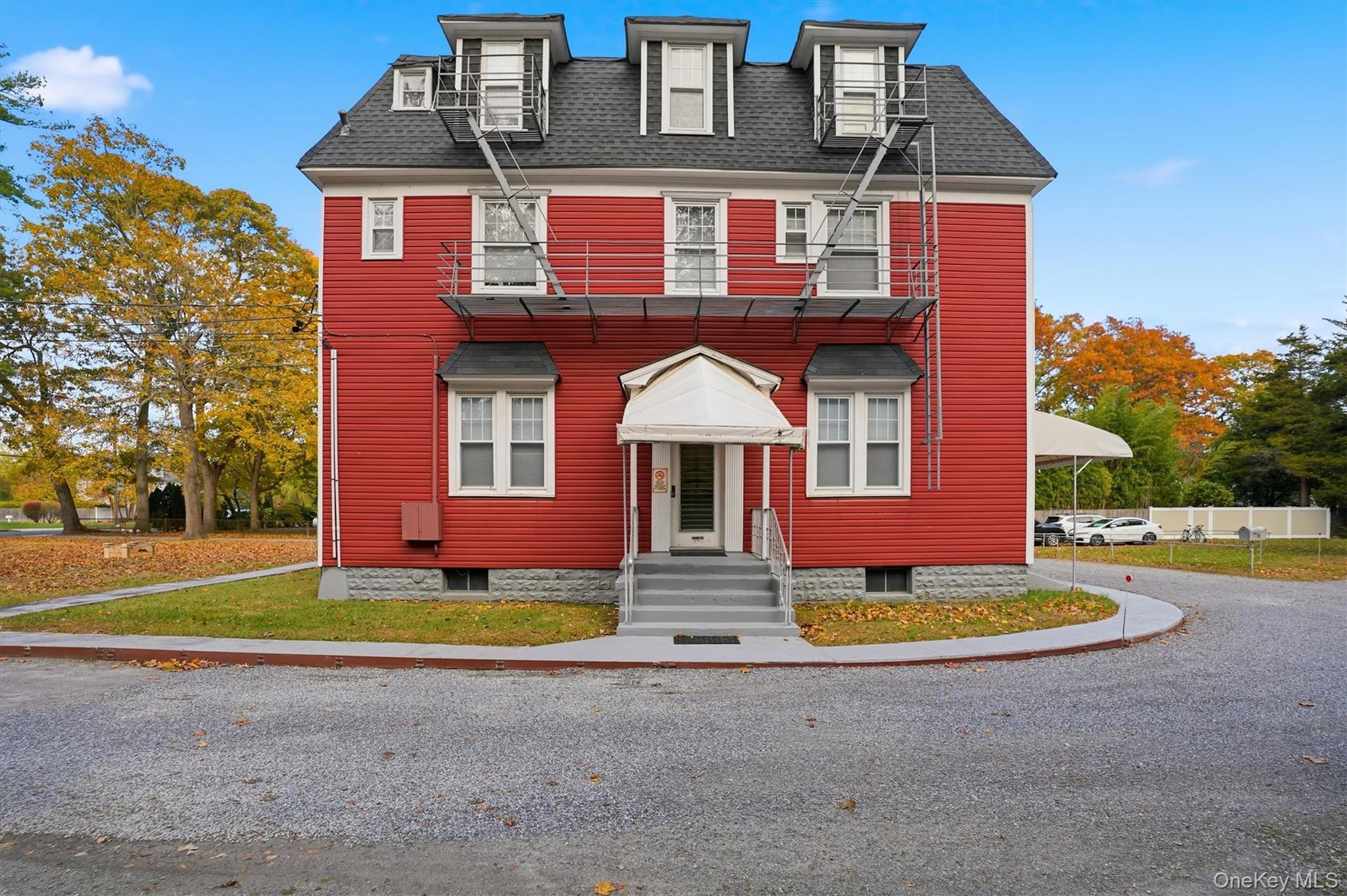 #4 photo, 221 S Lake Avenue, Nesconset , NY 11767