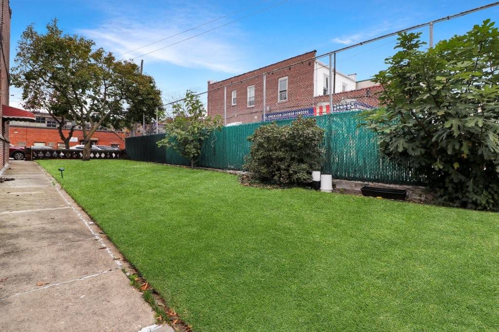 #13 photo, 58-69 59th street, Maspeth , NY 11378