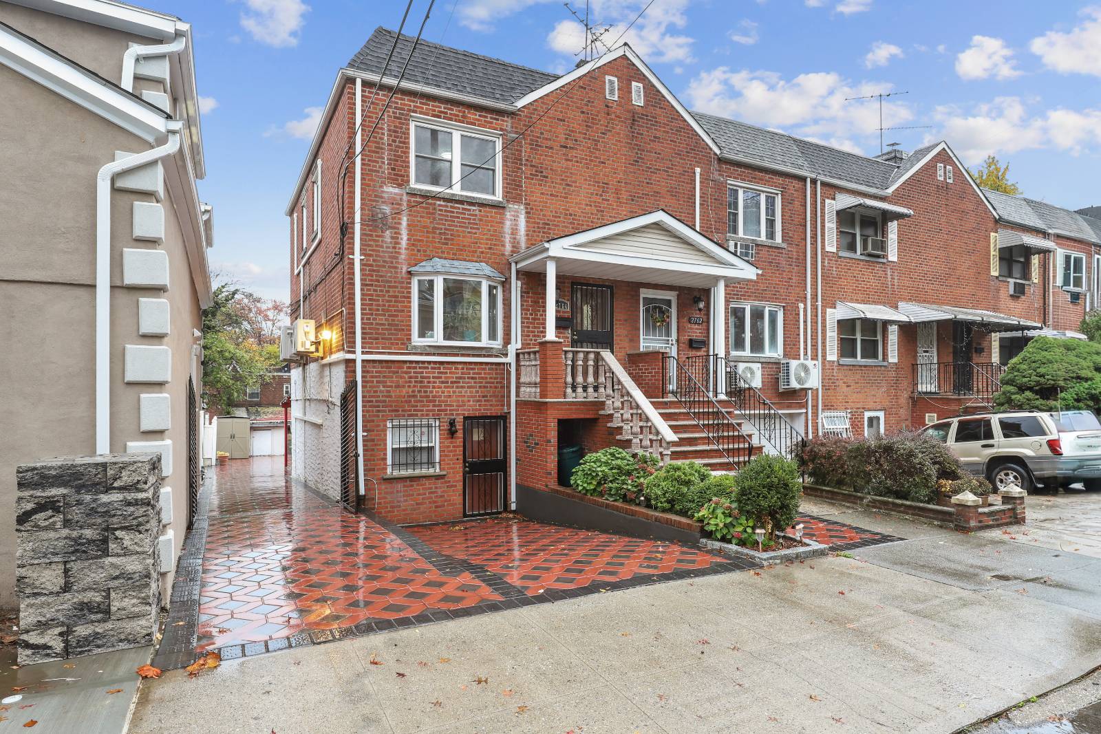 #2 photo, 2764 Bouck Ave, Bronx , NY 10469