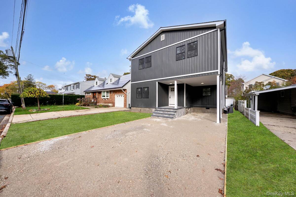 #2 photo, 1911 Carroll Avenue, Merrick , NY 11566