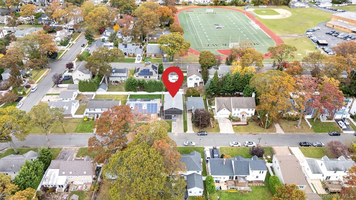 #32 photo, 1911 Carroll Avenue, Merrick , NY 11566