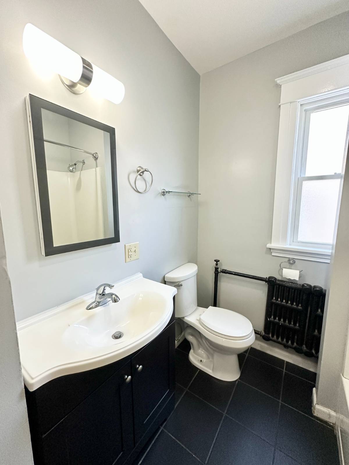 #10 photo, 423 Hamilton St, #Floor 2, Albany , NY 12203