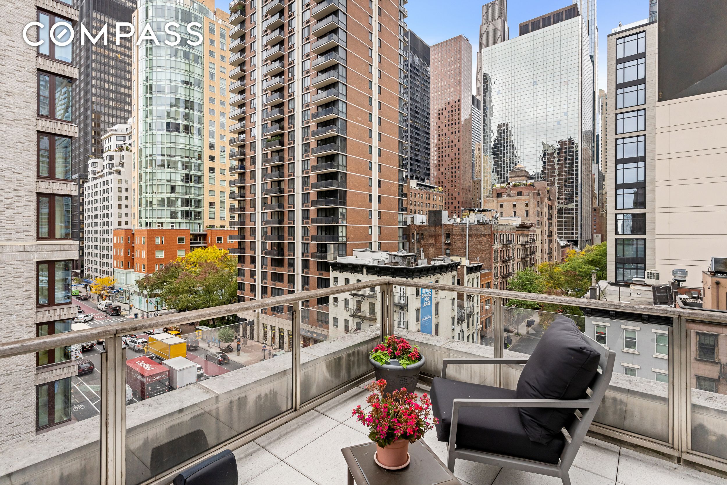 #9 photo, 301 E 50th Street, Midtown East , NY 10022