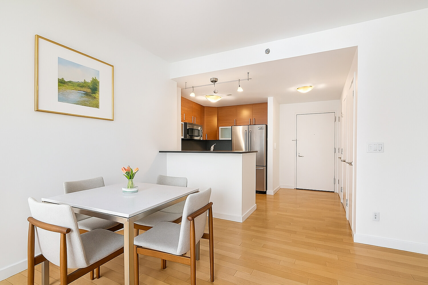 #3 photo, 225 W 60TH Street, Lincoln Square , NY 10023