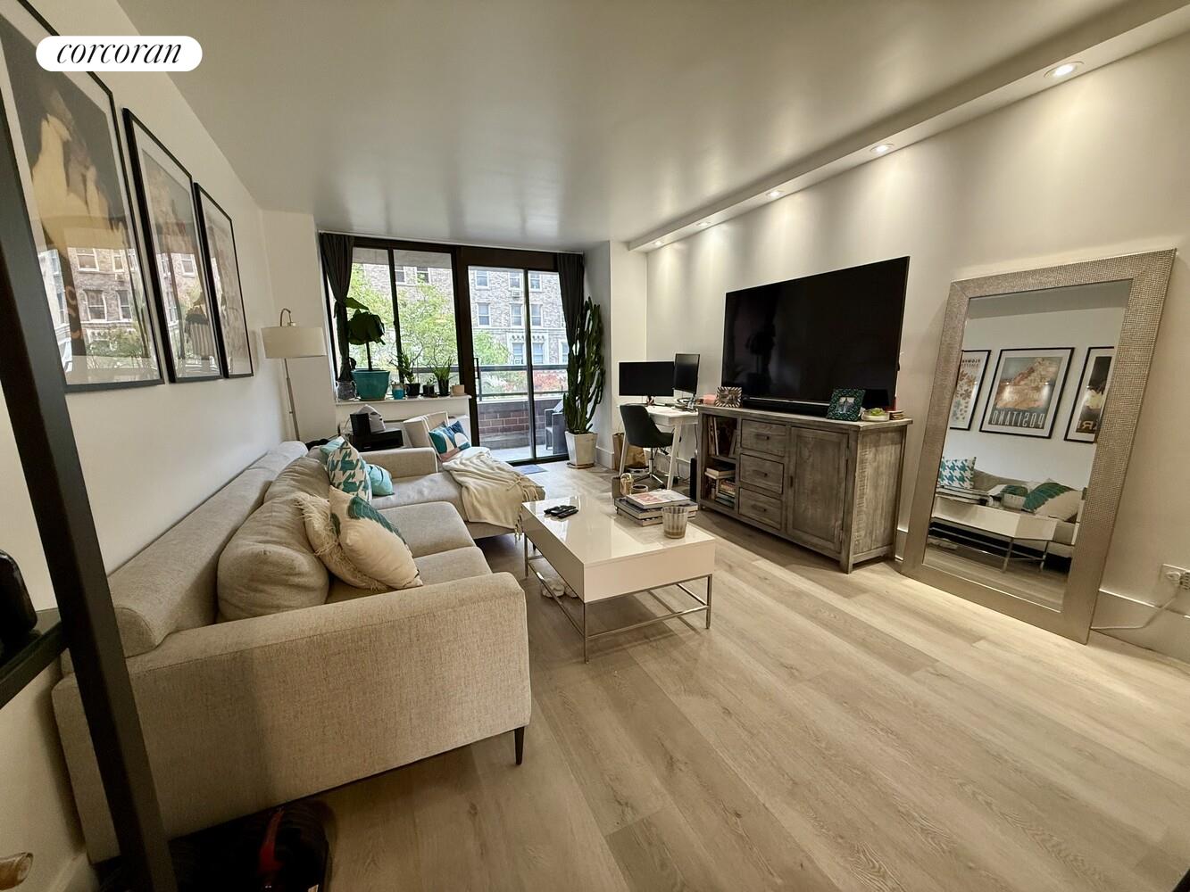 #1 photo, New York City, Upper West Side , NY 10024