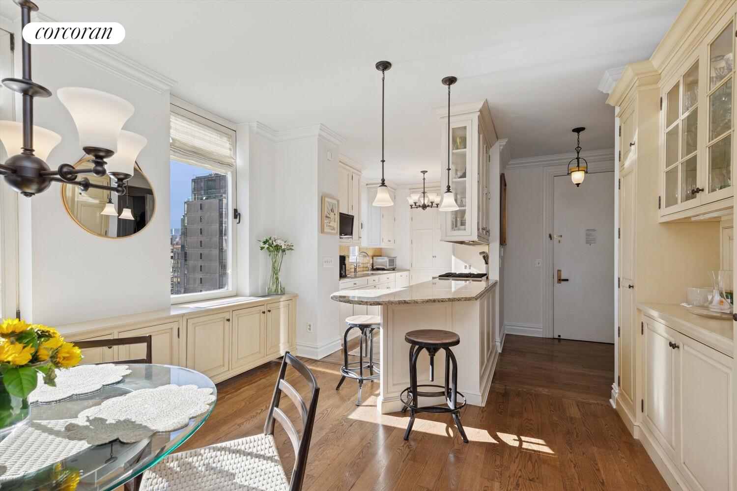 #3 photo, 170 E 87TH Street, Carnegie Hill , NY 10128