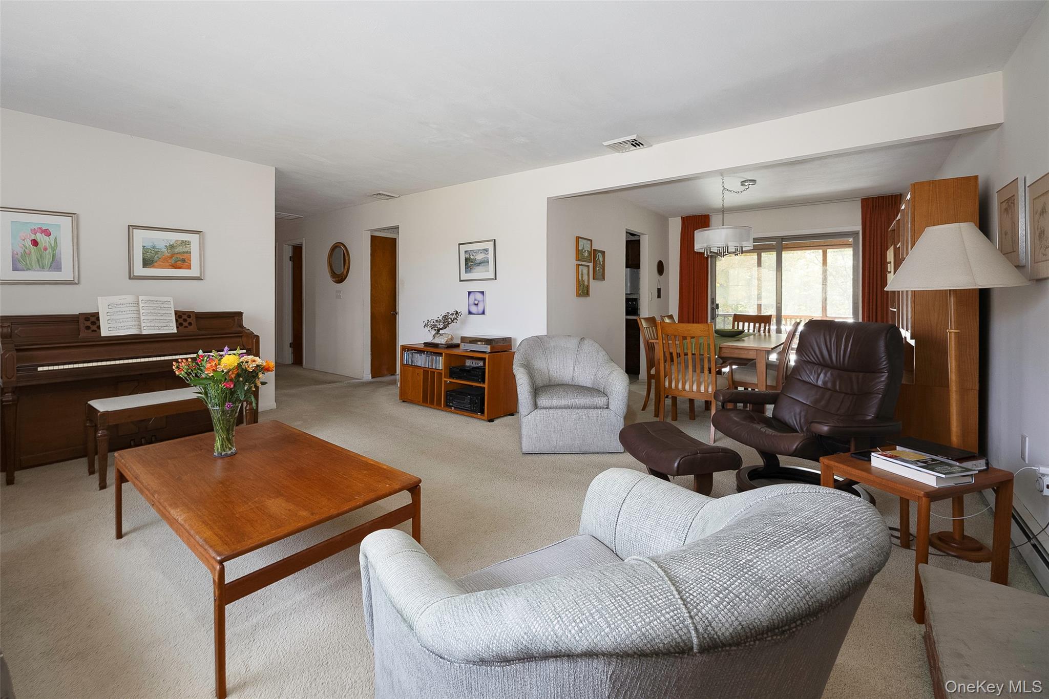 #5 photo, 15 Heather Court, Fishkill , NY 12524