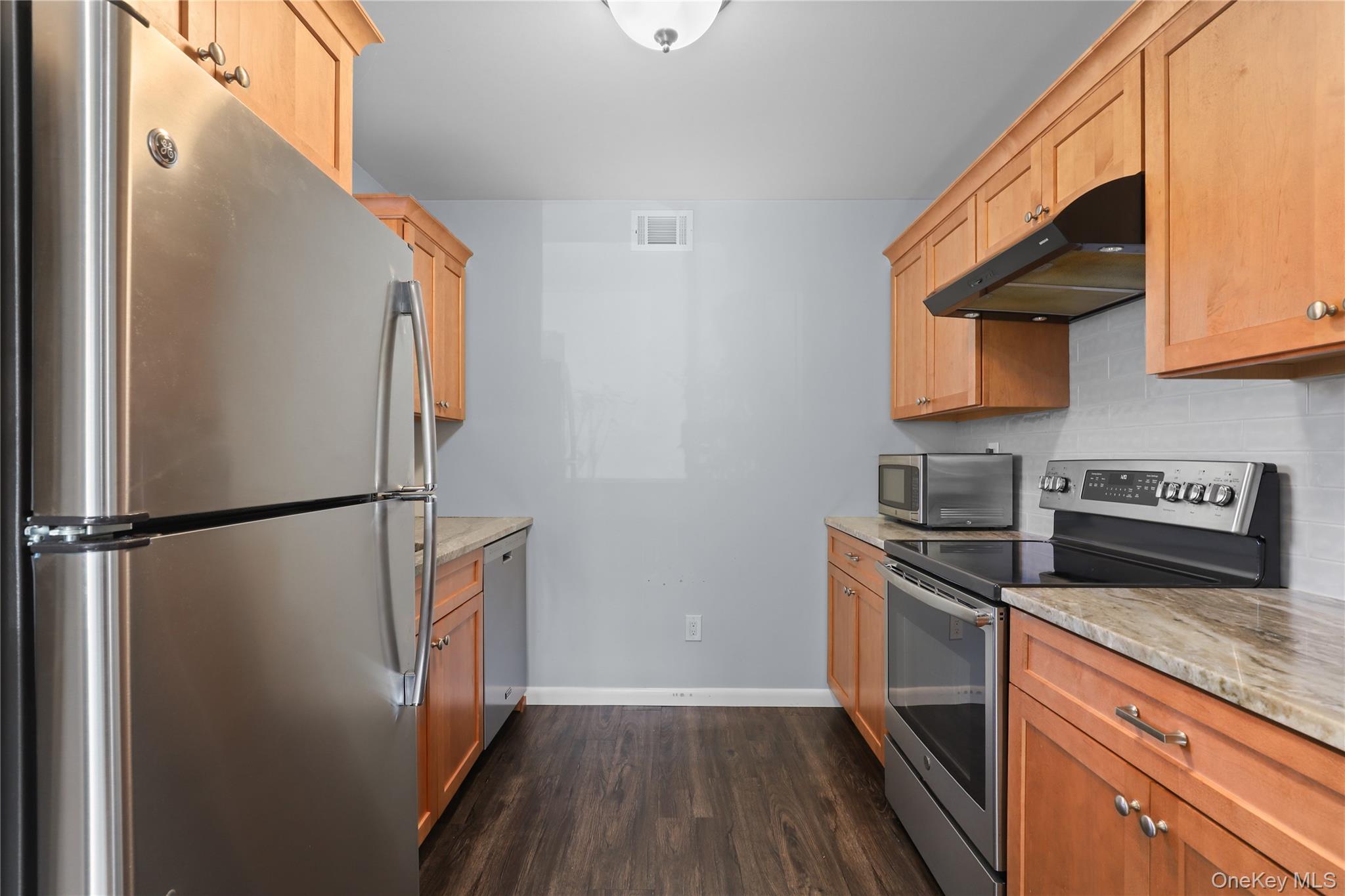 #7 photo, 98 Molly Pitcher Lane, Yorktown Heights , NY 10598