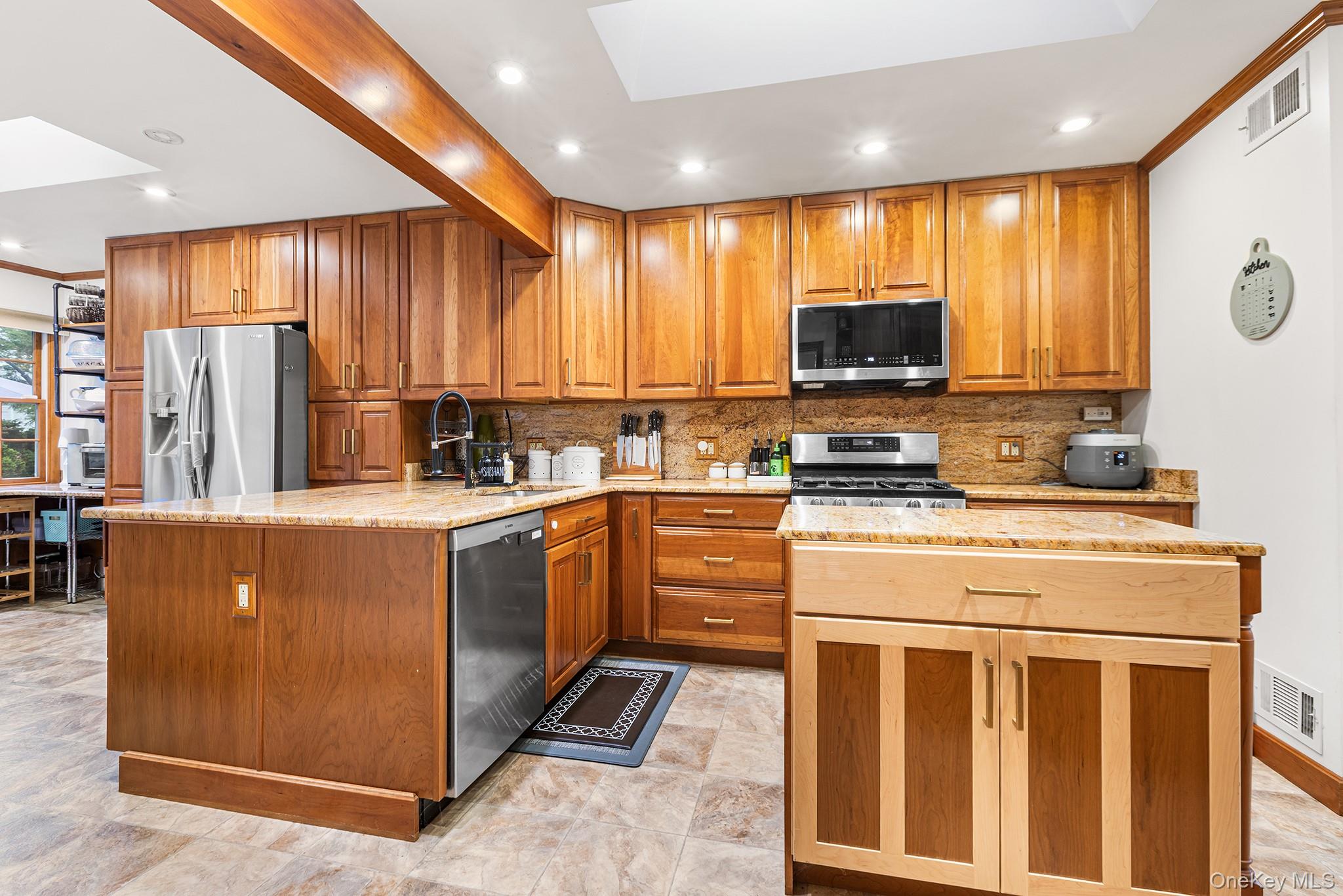 #10 photo, 9 Lewis Avenue, Hartsdale , NY 10530