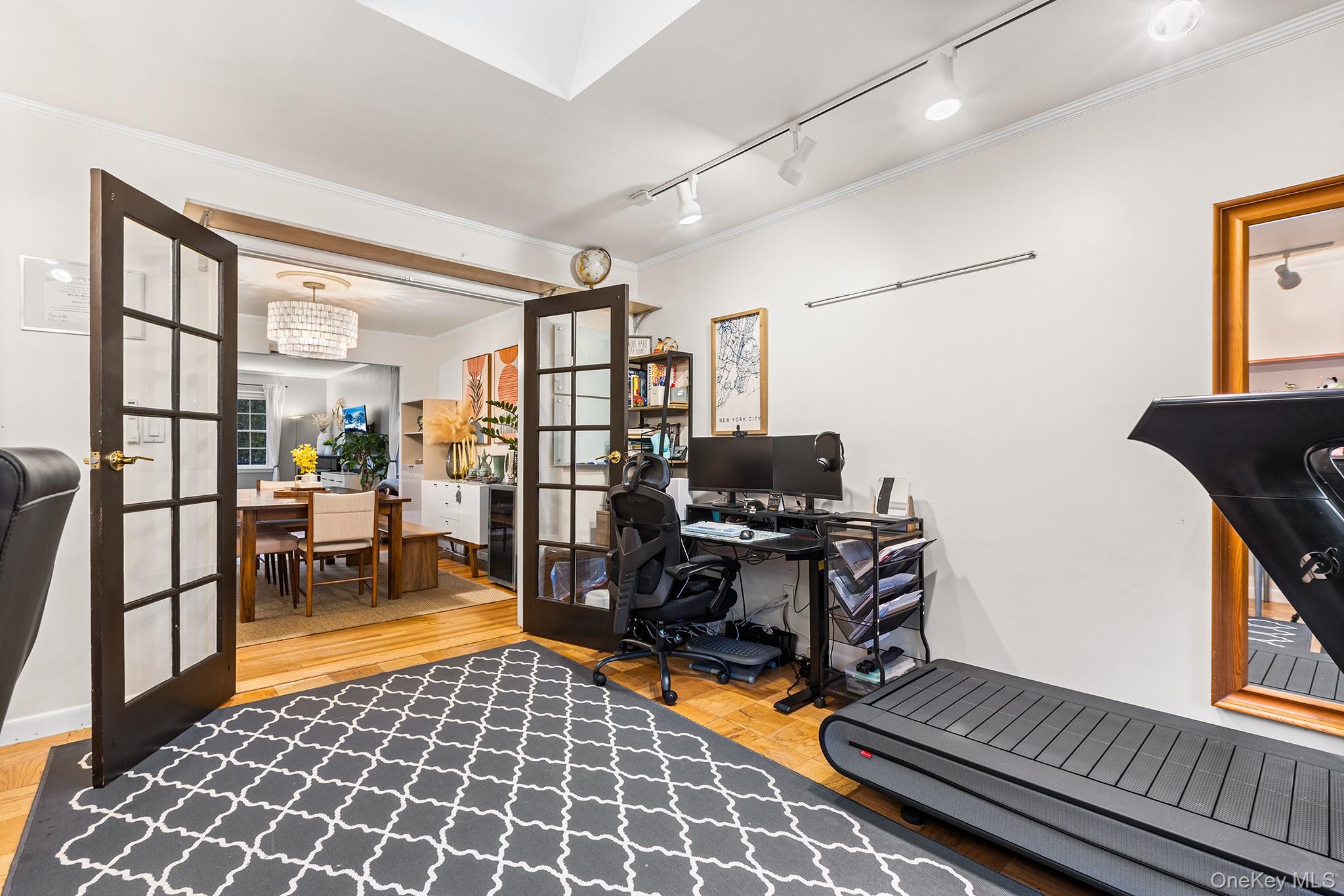 #8 photo, 9 Lewis Avenue, Hartsdale , NY 10530