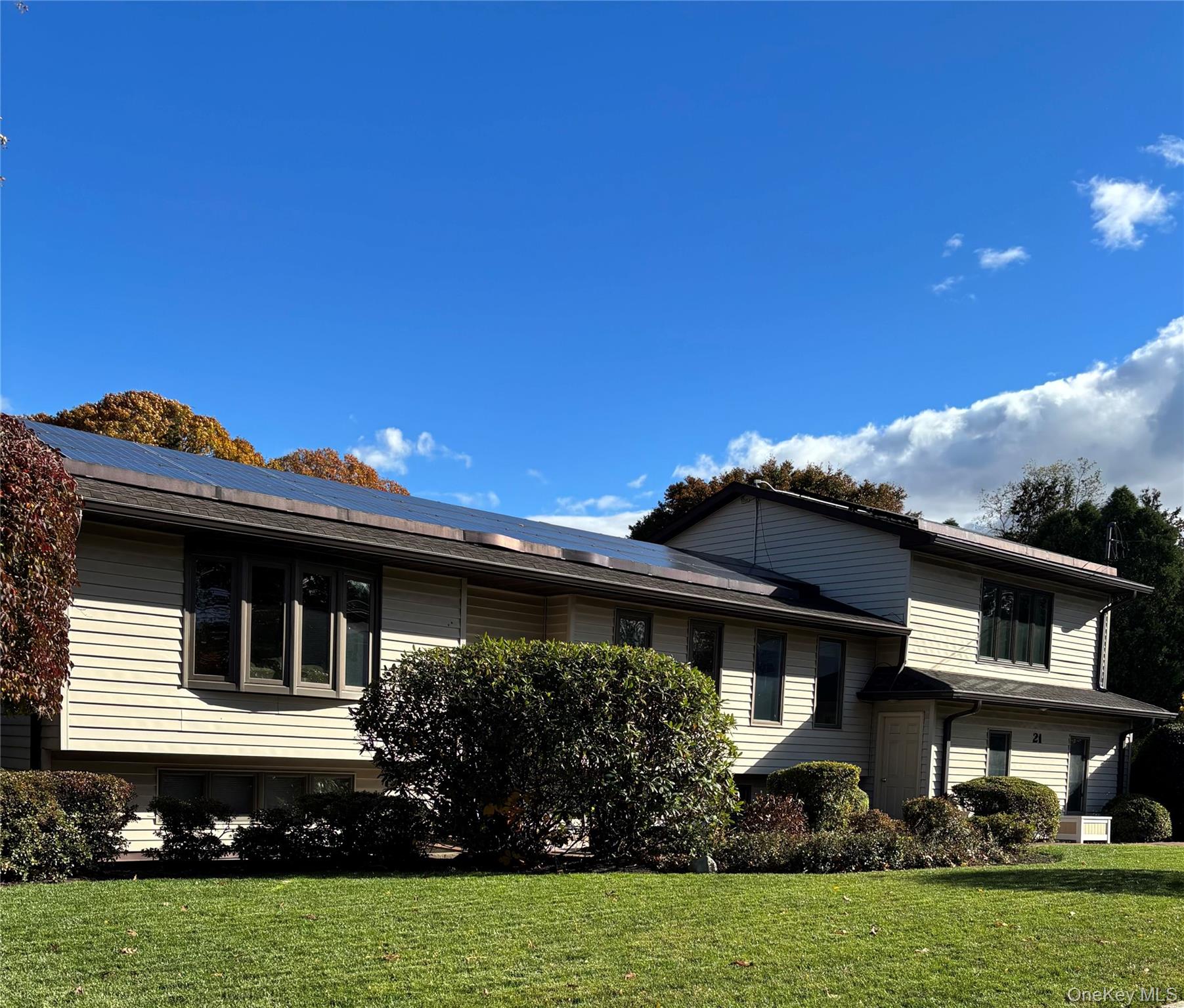 #1 photo, 21 Forest Road, Kings Park , NY 11754