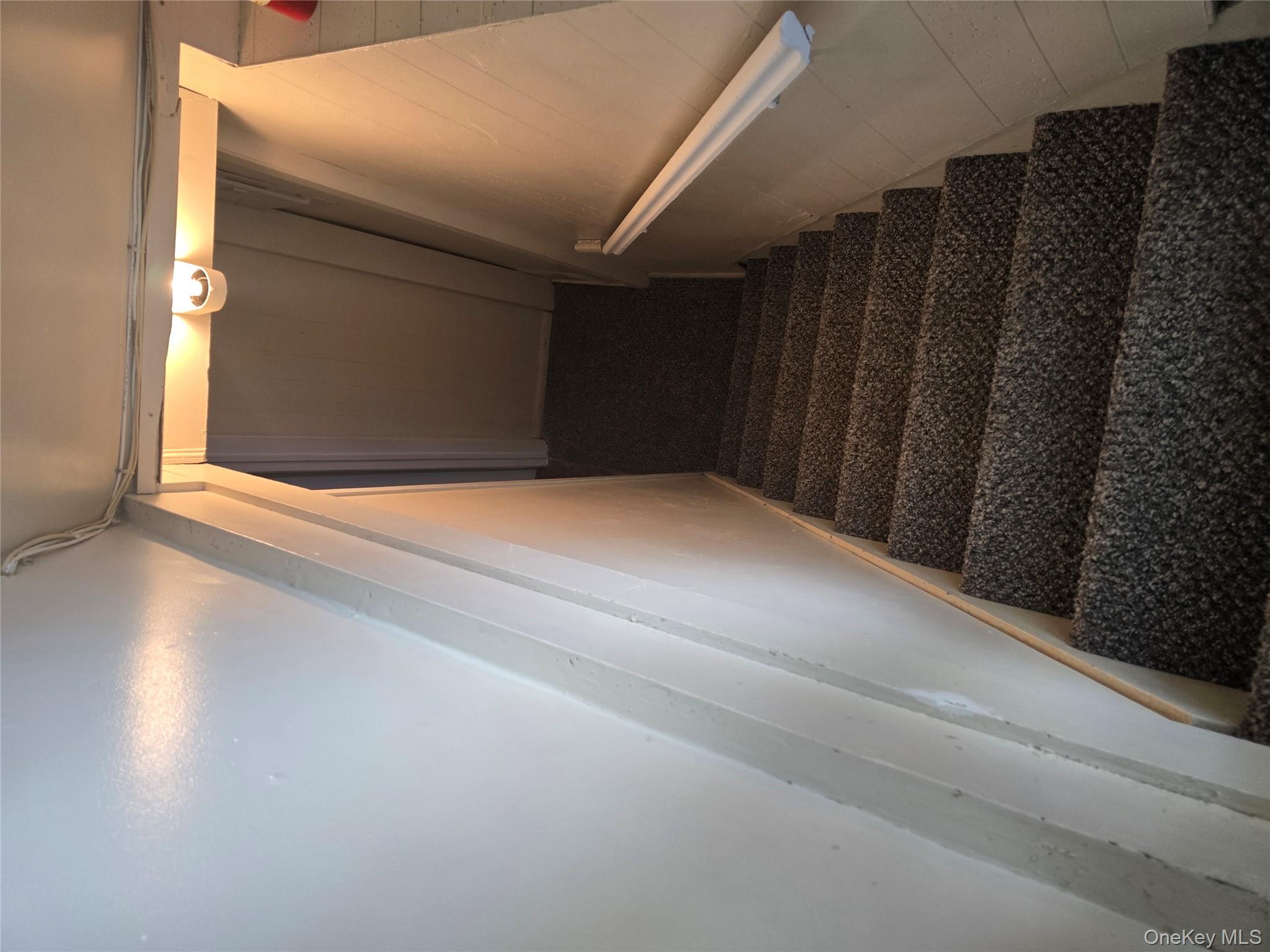 #18 photo, 1010 Hempstead Avenue, West Hempstead , NY 11552