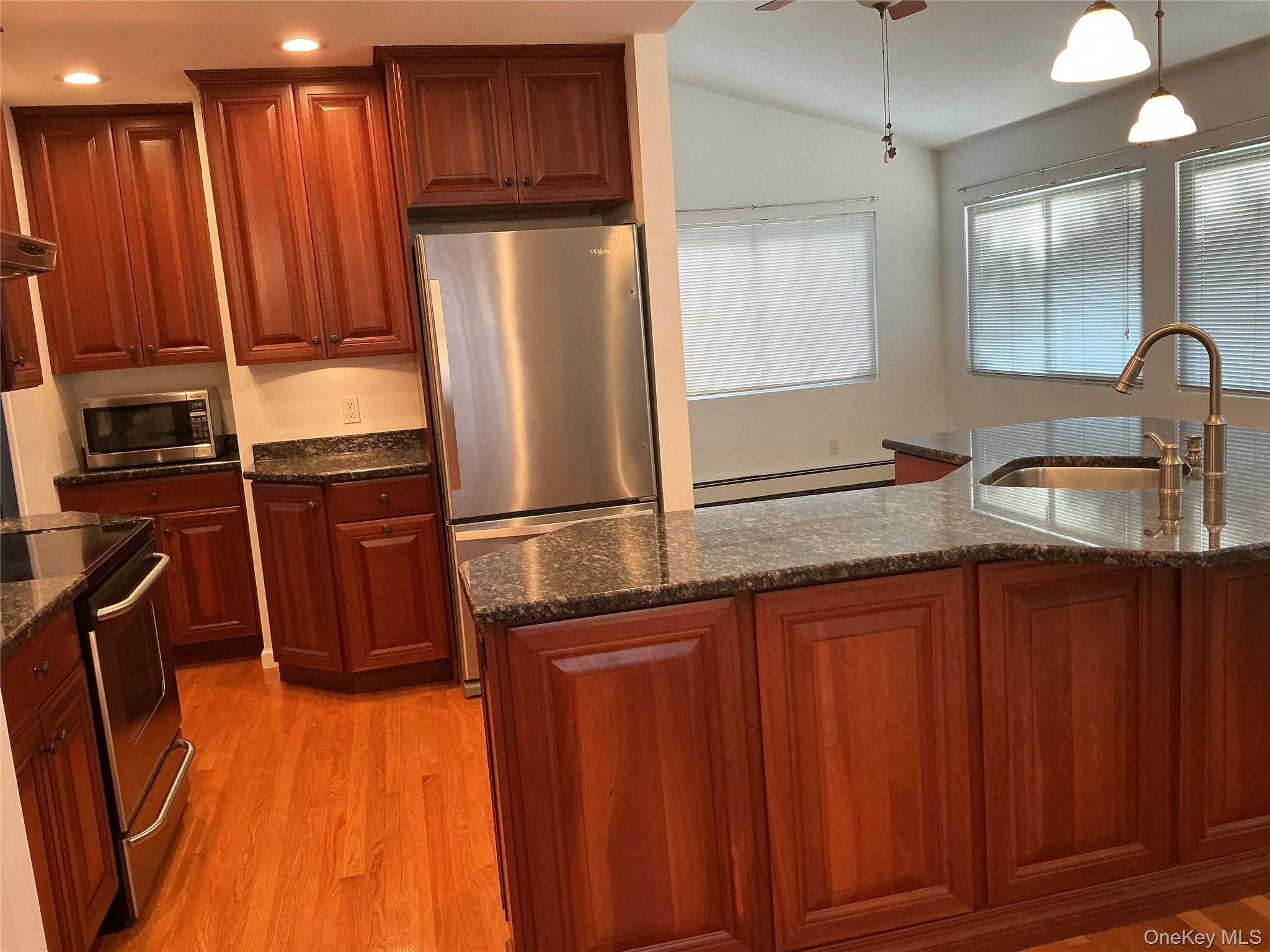 #5 photo, 4 Hitchcock Lane, Farmingdale , NY 11735