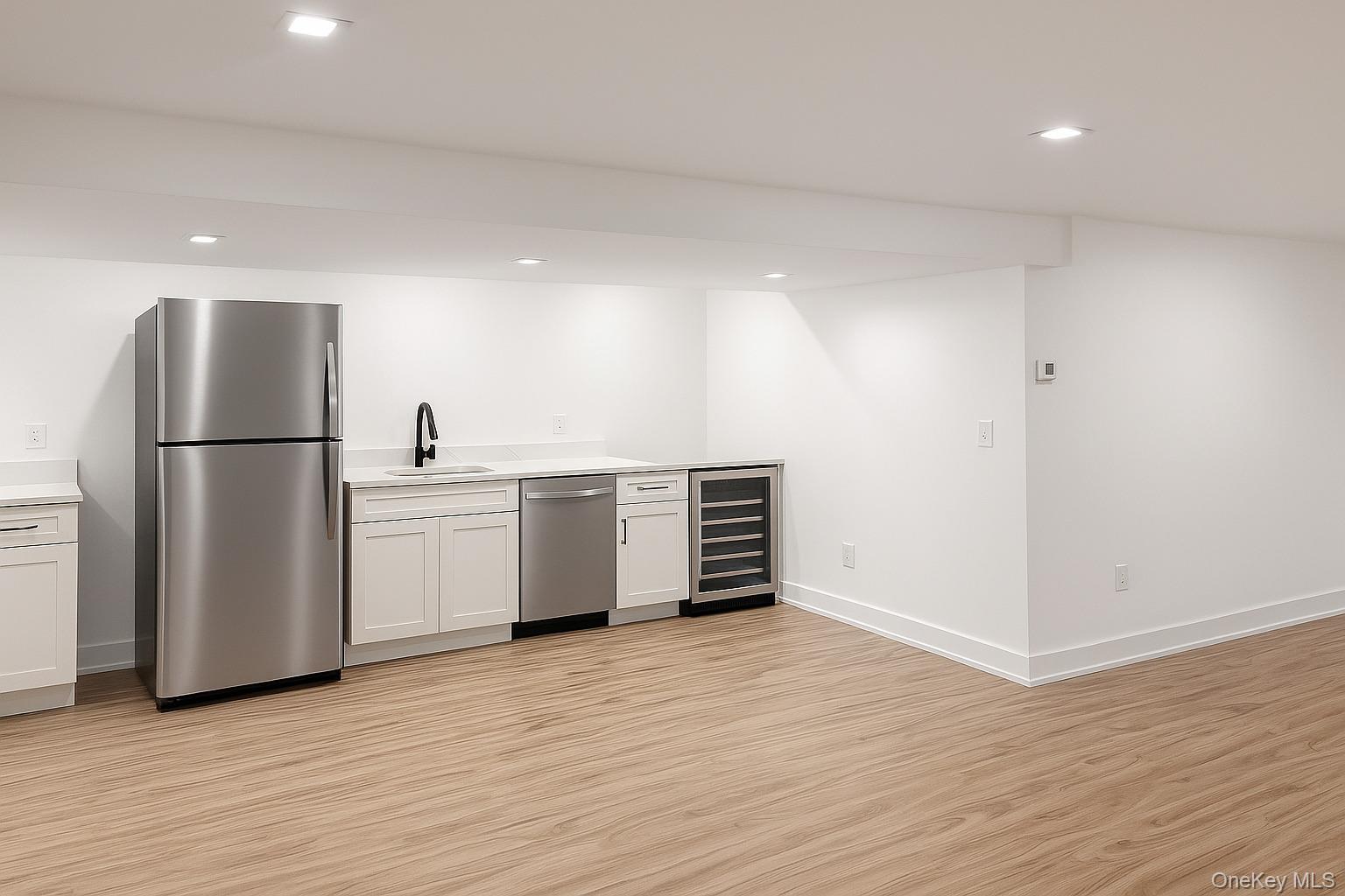 #11 photo, 12 Ida Lane, Aquebogue , NY 11901