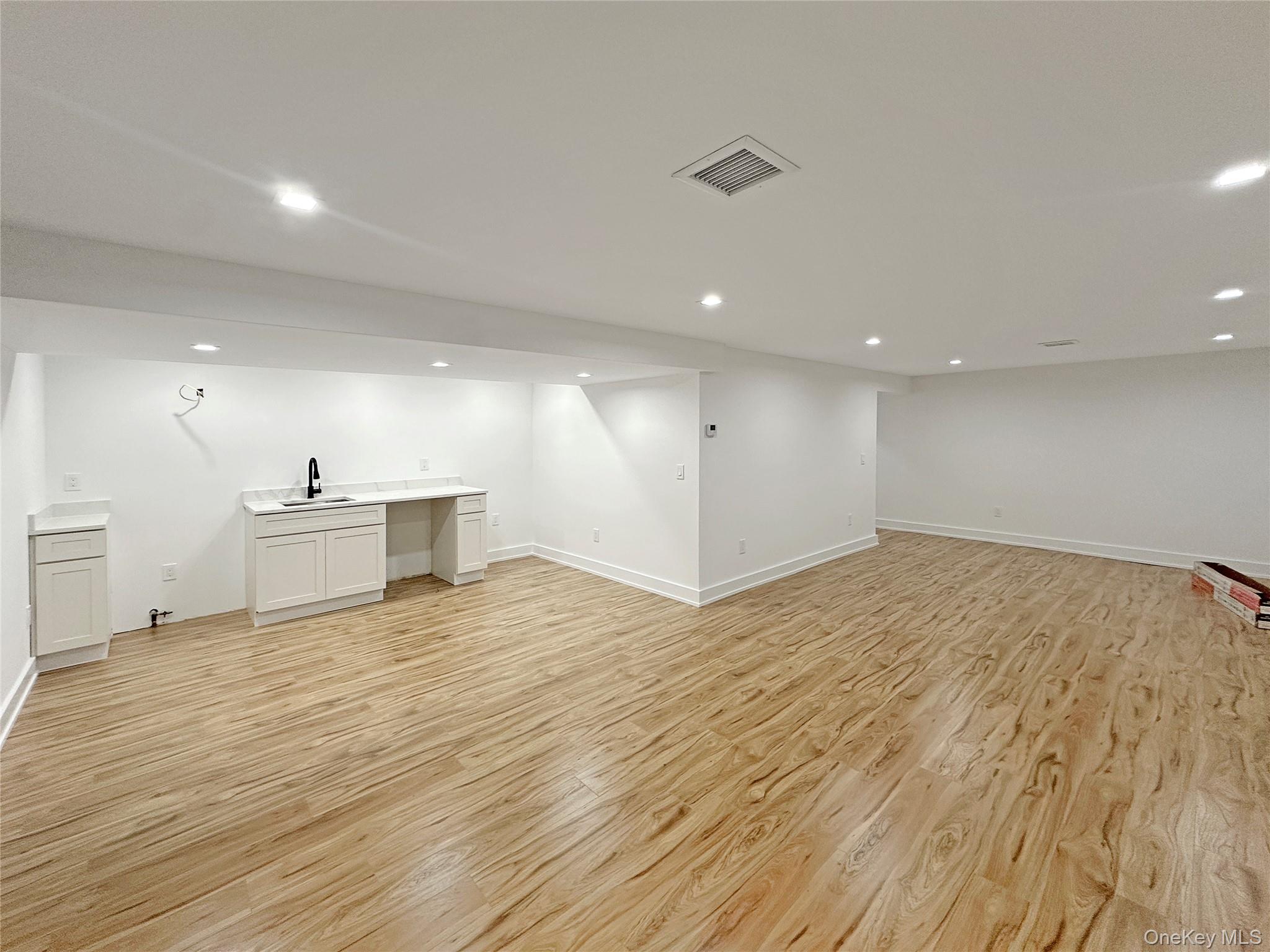 #14 photo, 12 Ida Lane, Aquebogue , NY 11901