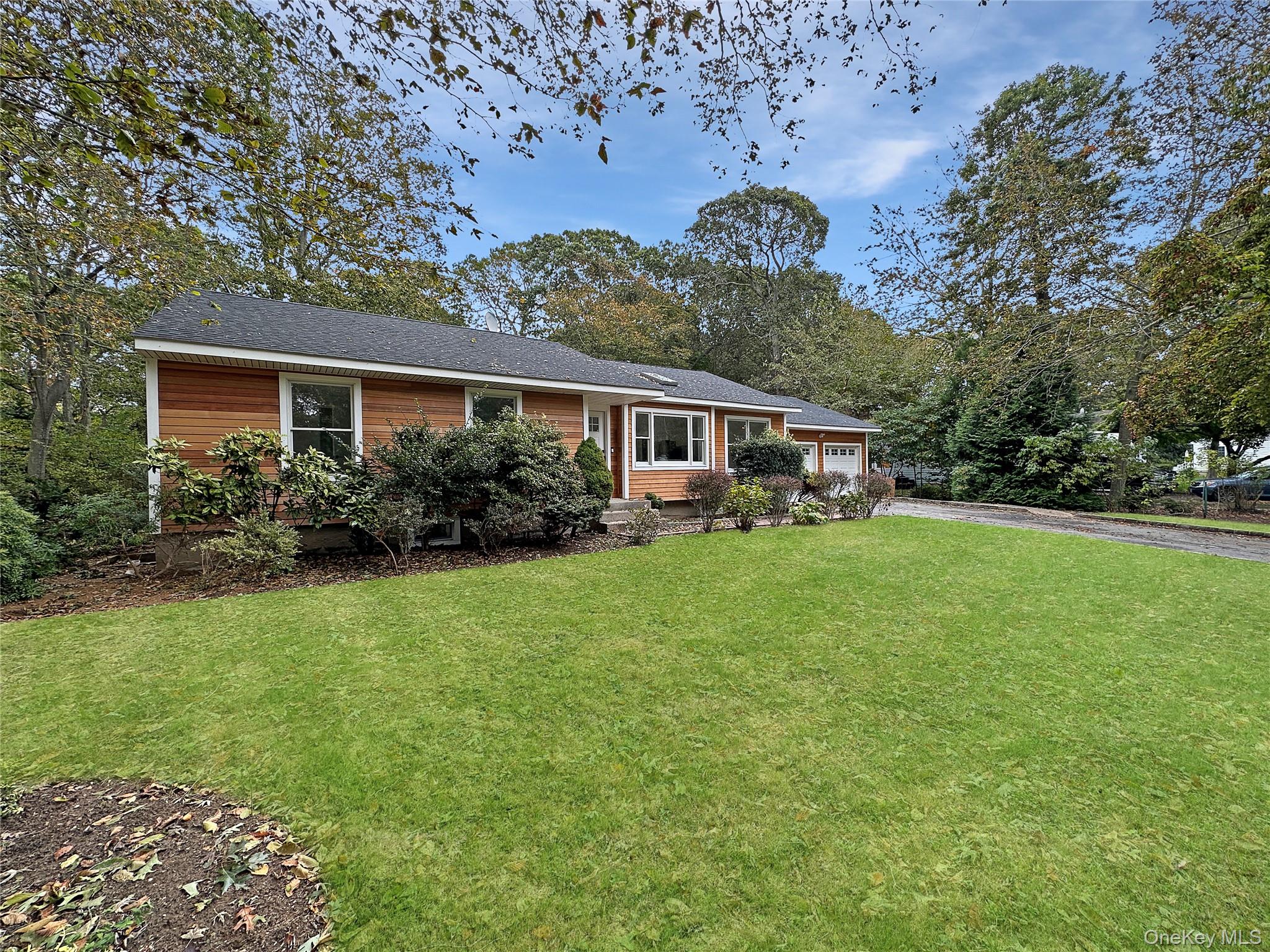 #2 photo, 12 Ida Lane, Aquebogue , NY 11901