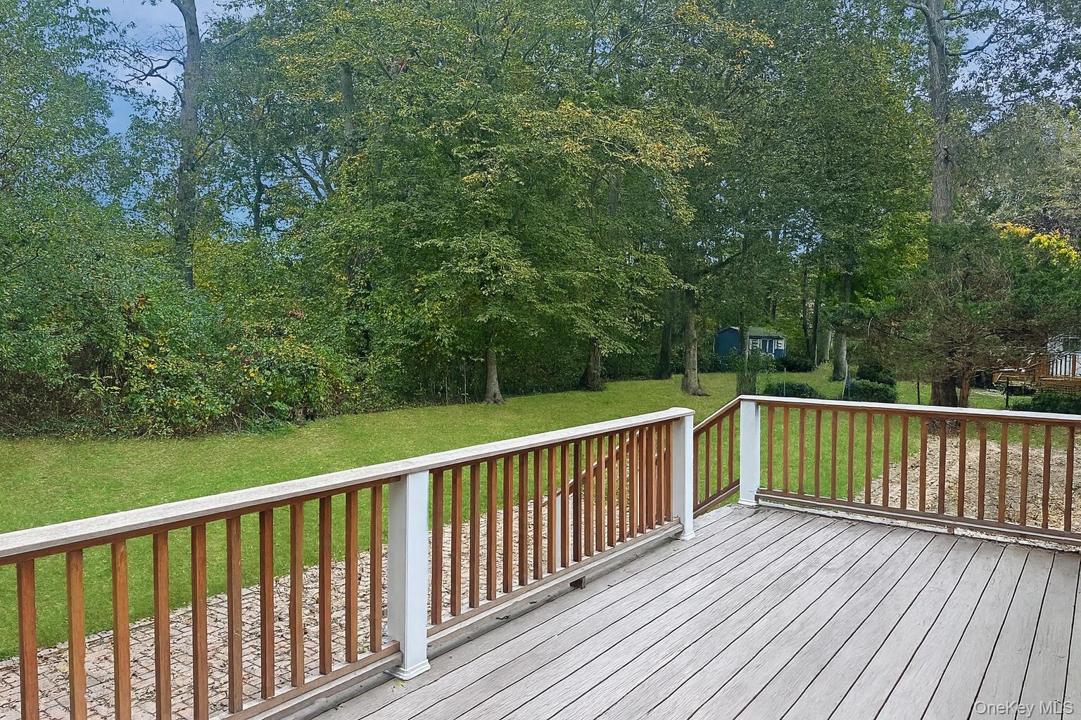 #6 photo, 12 Ida Lane, Aquebogue , NY 11901