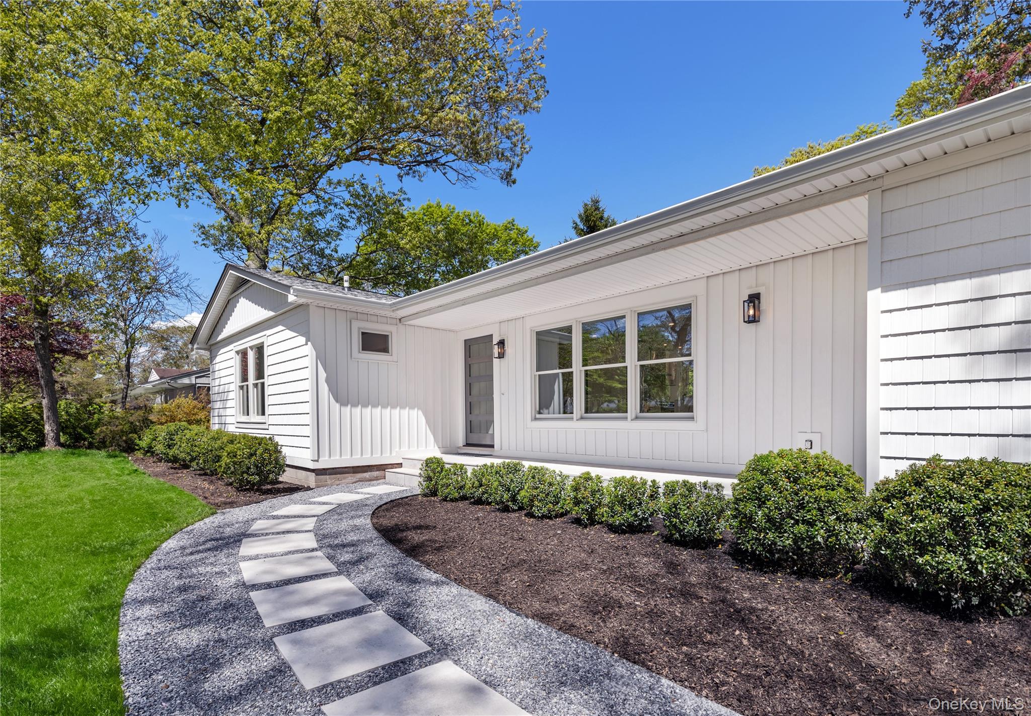 #1 photo, 4 Pine Tree Court, East Quogue , NY 11942