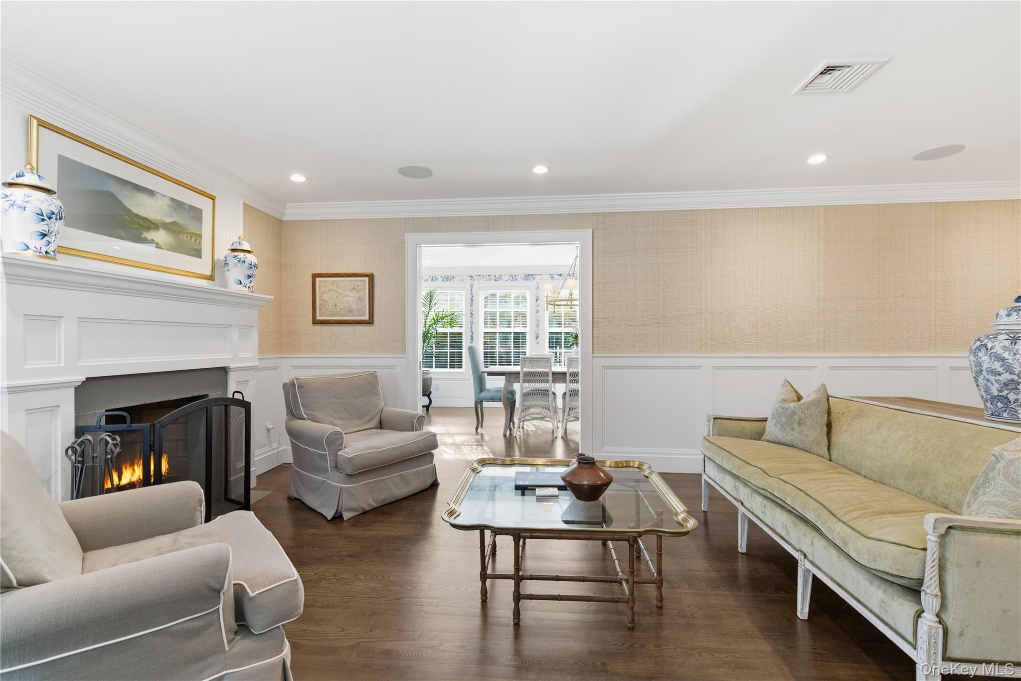 #6 photo, 3 Thorman Lane, Huntington , NY 11743