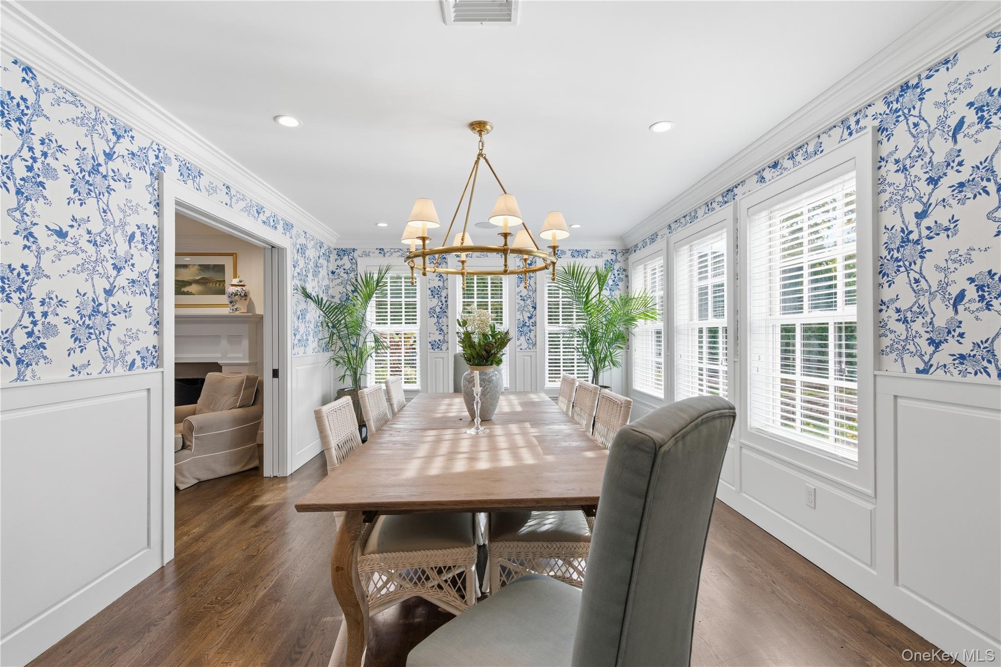 #7 photo, 3 Thorman Lane, Huntington , NY 11743