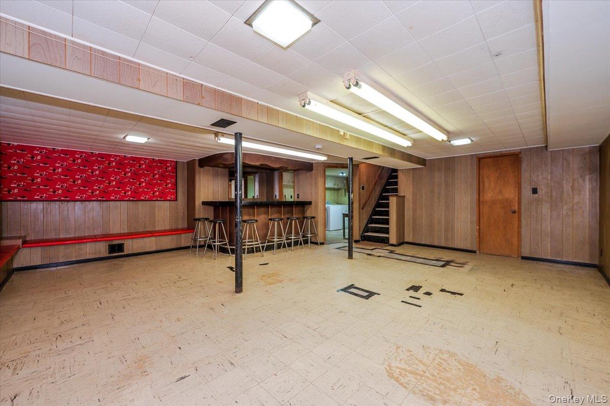 #16 photo, 580 Heathcliff Drive, Seaford , NY 11783