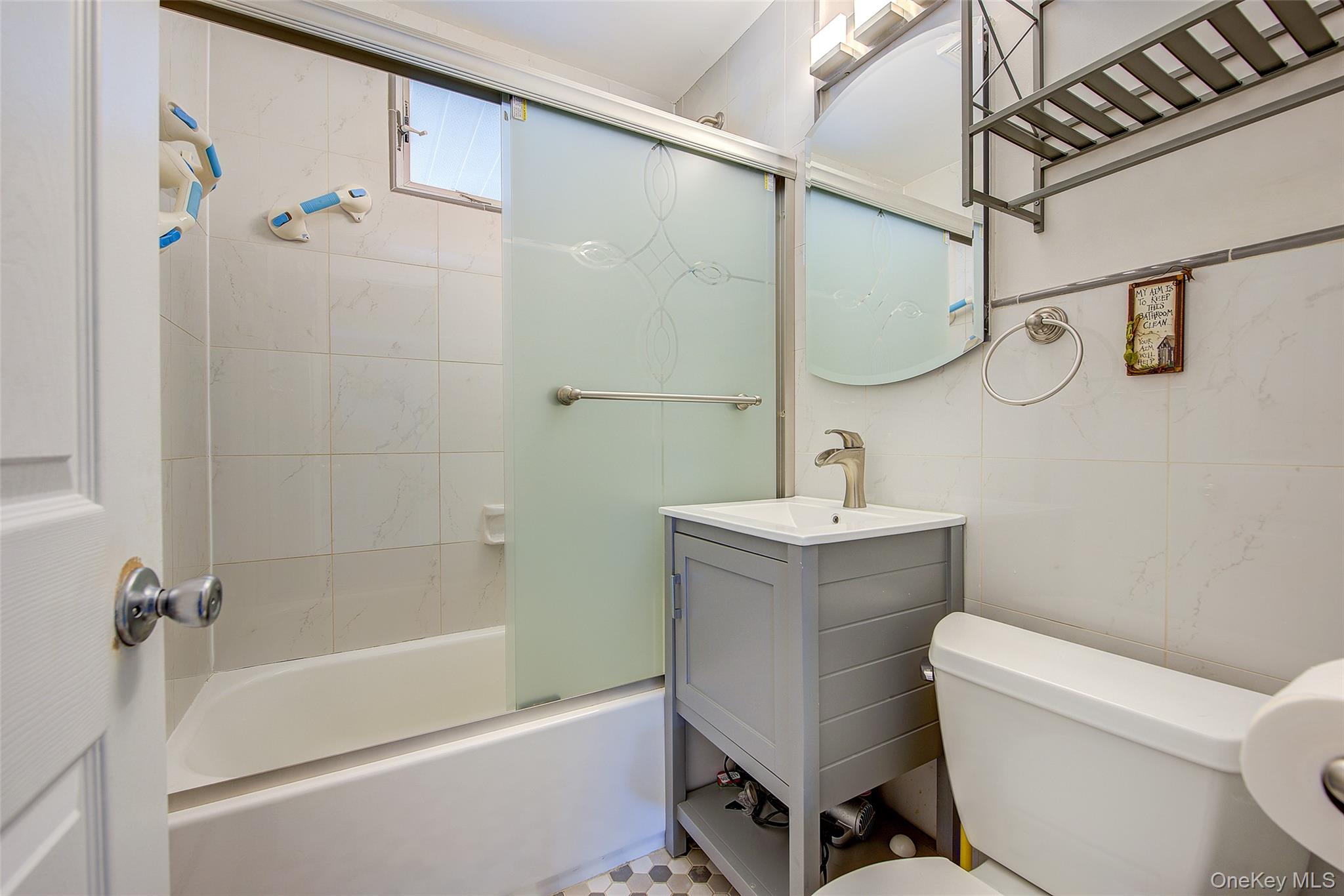 #16 photo, 4 Carmans Court, Farmingdale , NY 11735