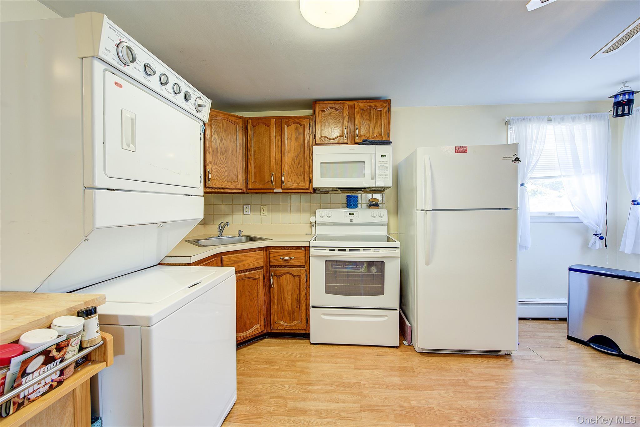 #18 photo, 4 Carmans Court, Farmingdale , NY 11735