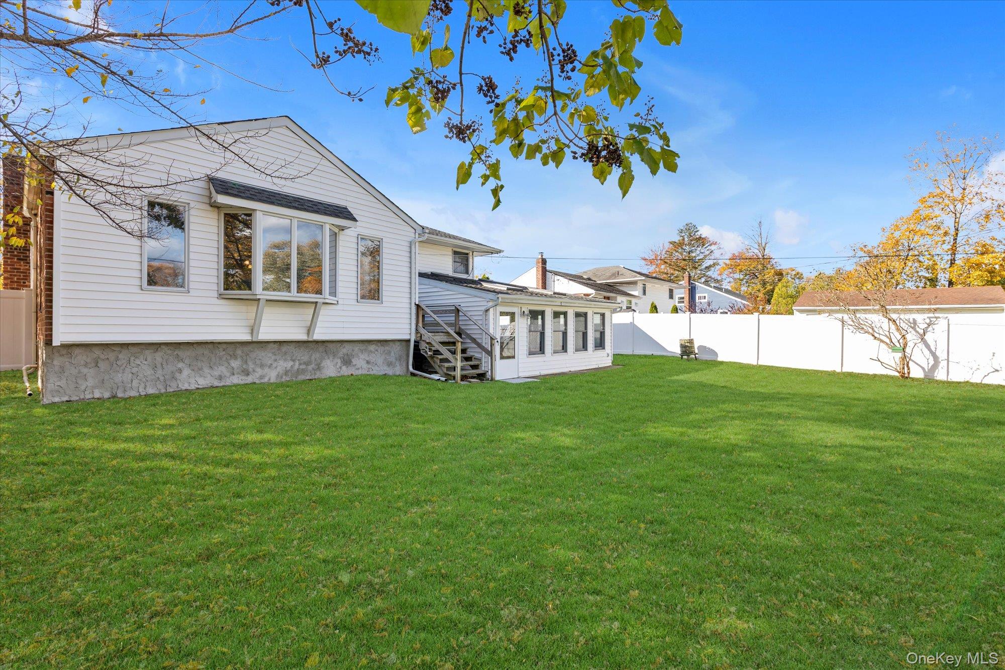 #20 photo, 3 Gardenia Drive, Commack , NY 11725