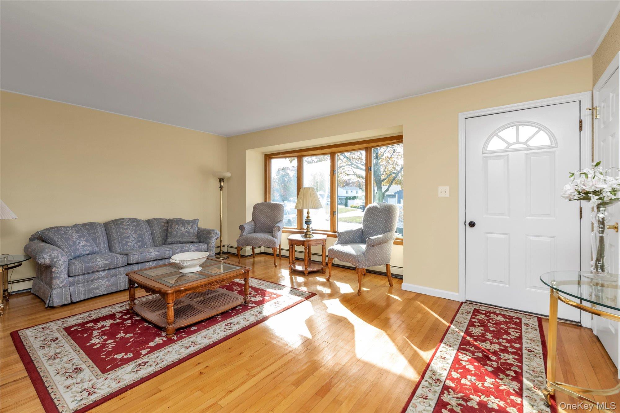 #3 photo, 3 Gardenia Drive, Commack , NY 11725